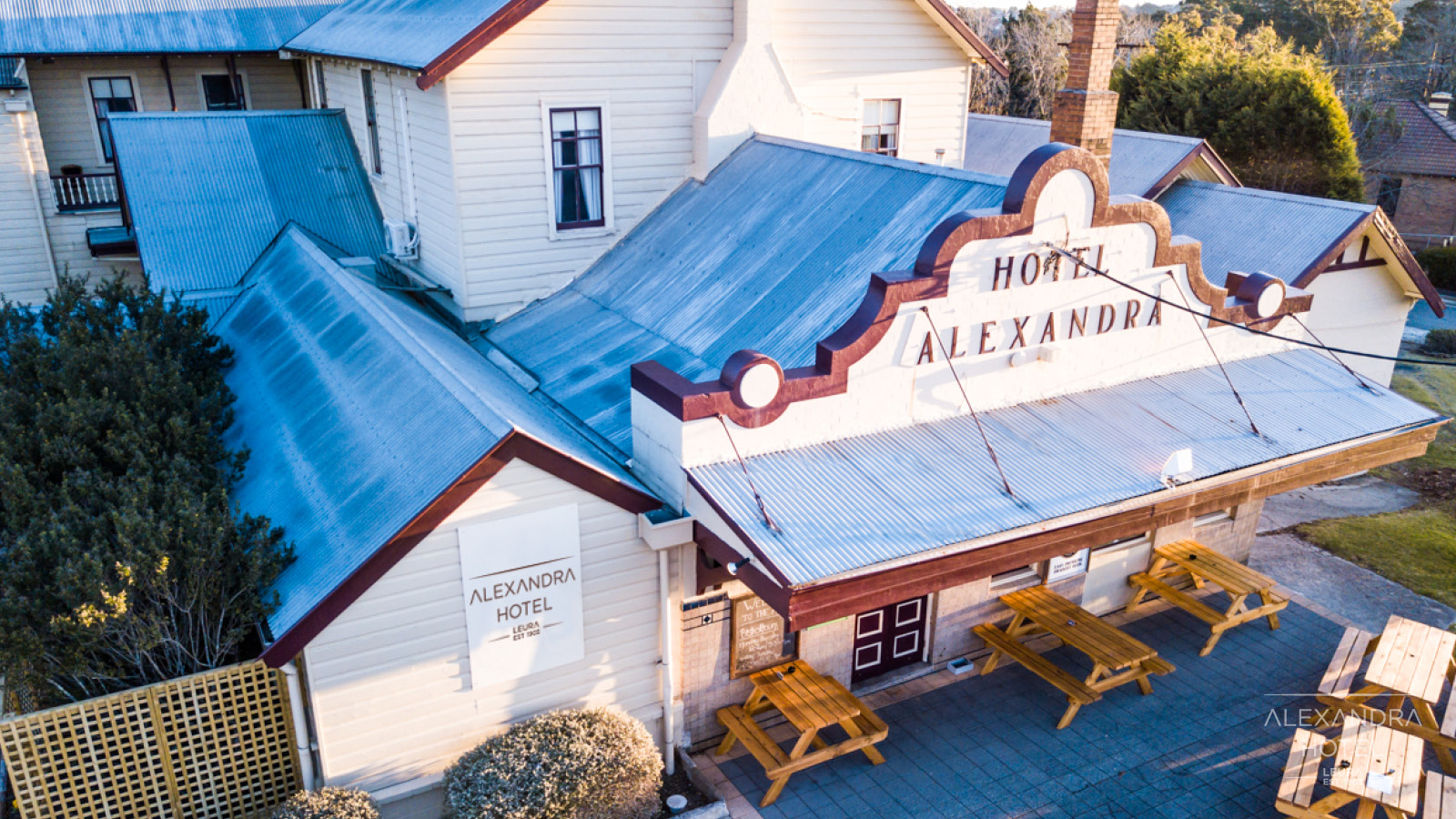 Alexandra Hotel in Leura - photo 1