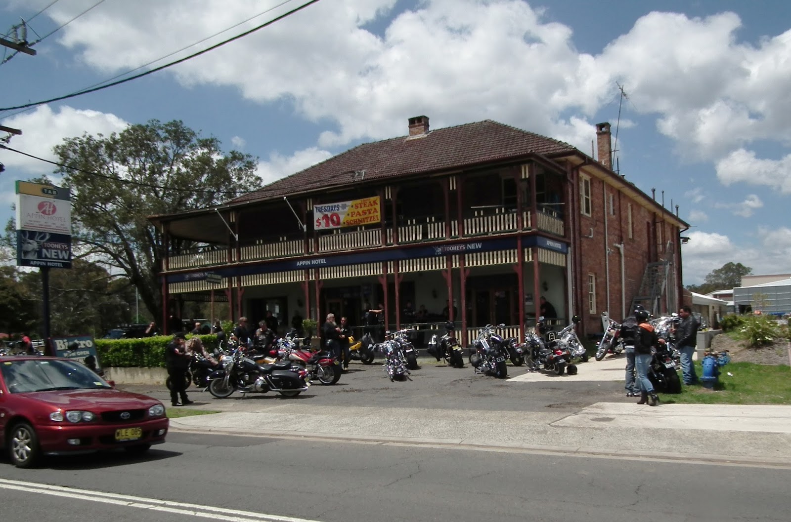 Appin Hotel in Appin - photo 2