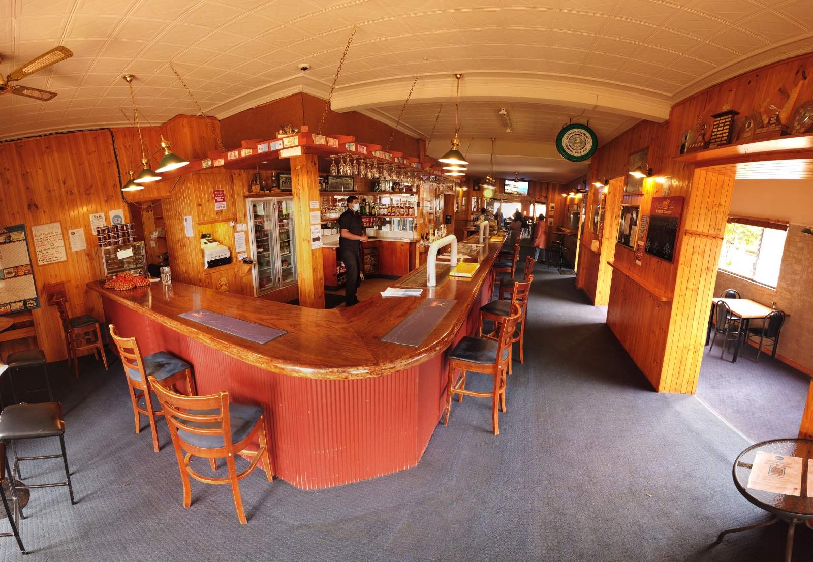 Apsley Arms Hotel in Walcha - photo 2