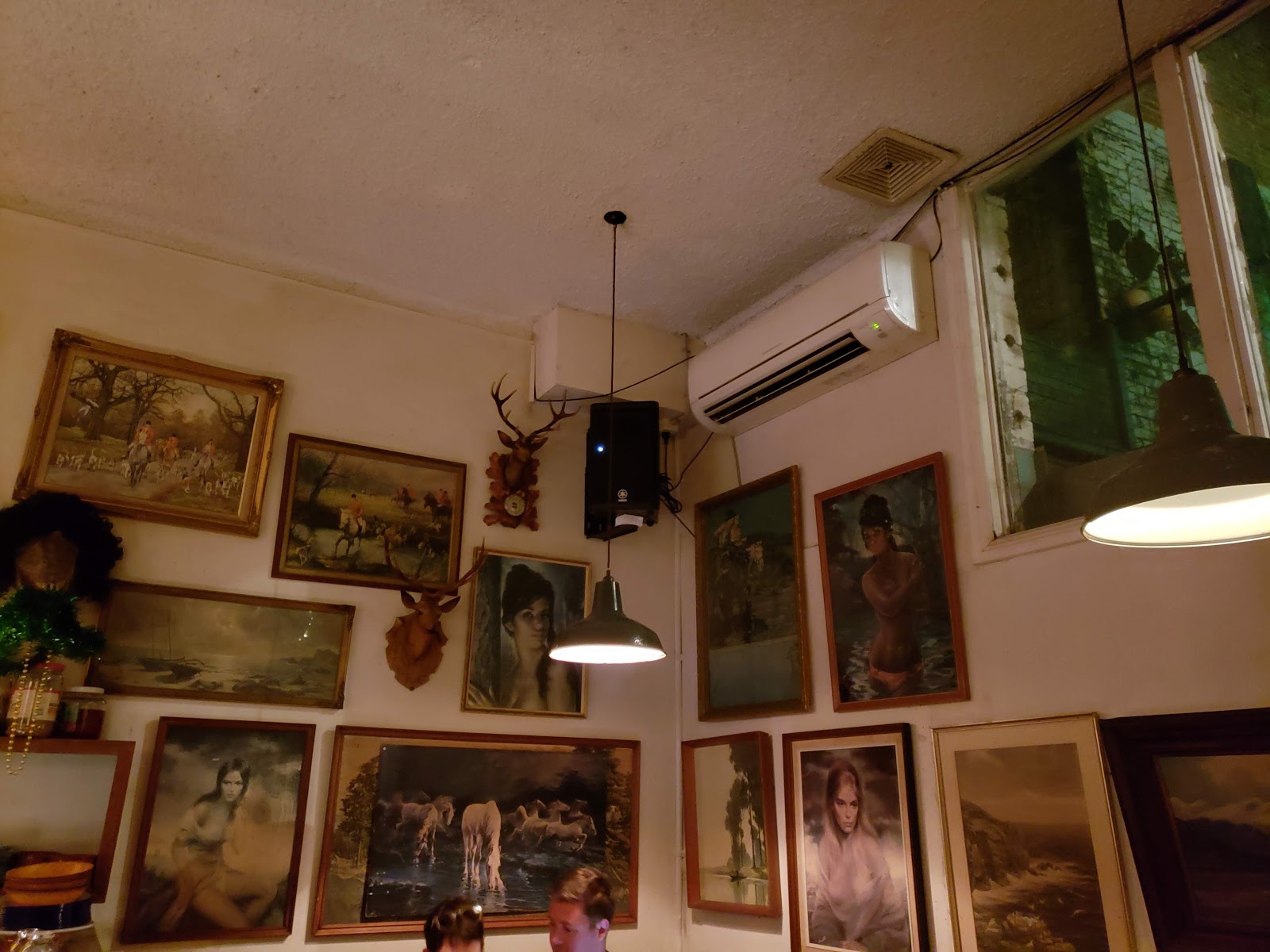 Arcadia Liquors in Redfern - photo 5