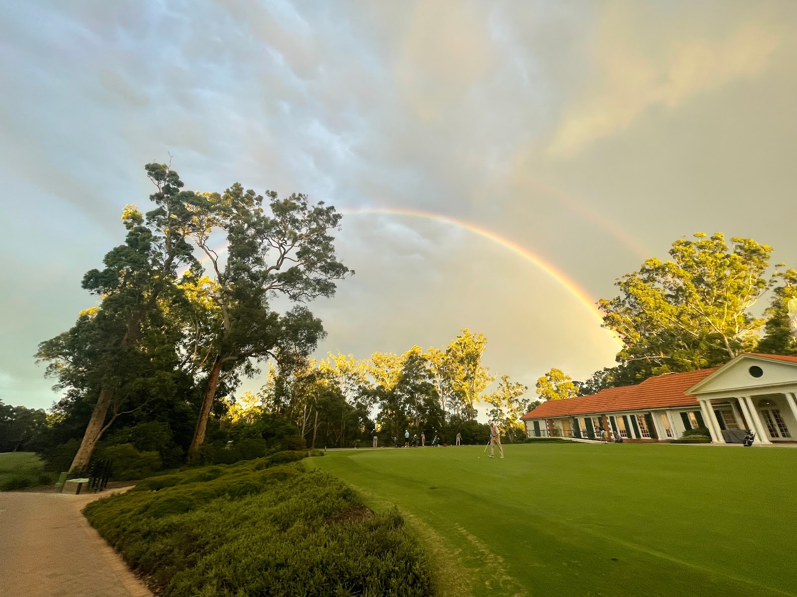 Avondale Golf Club Ltd in Pymble - photo 1