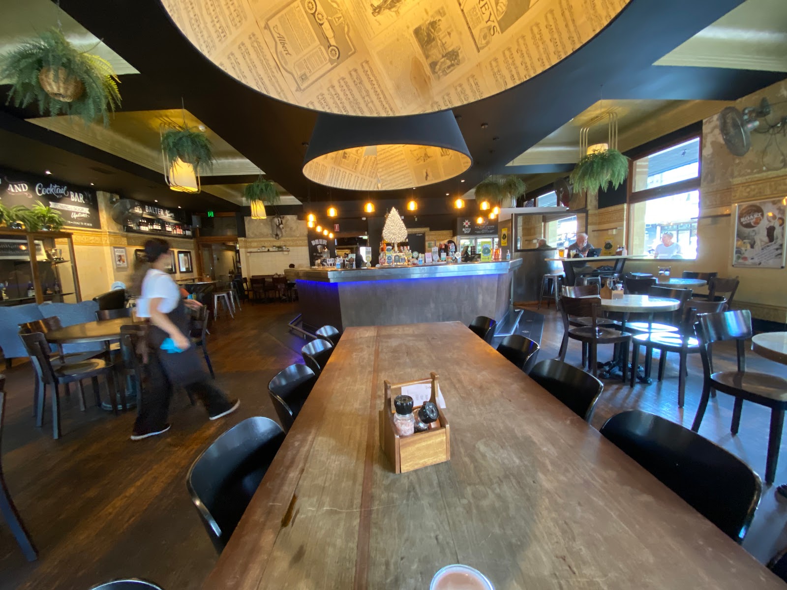 Bar Cleveland in Redfern - photo 3