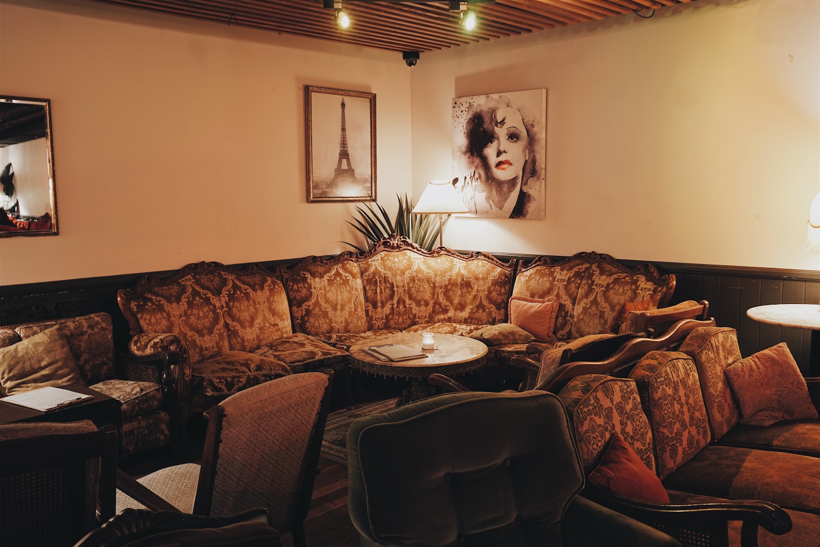 Bar Petite in Newcastle - photo 3
