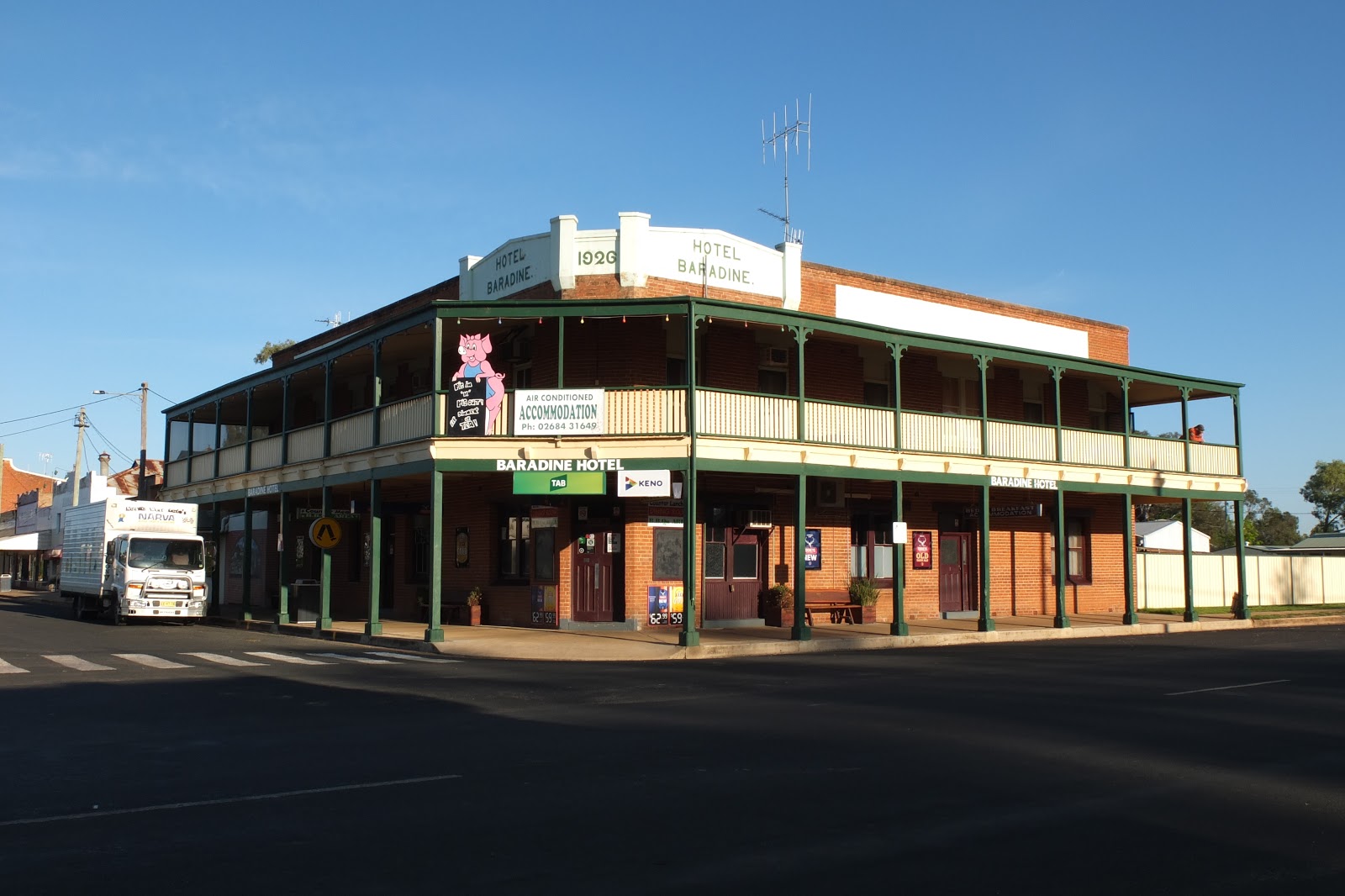 Baradine Hotel in Baradine - photo 1