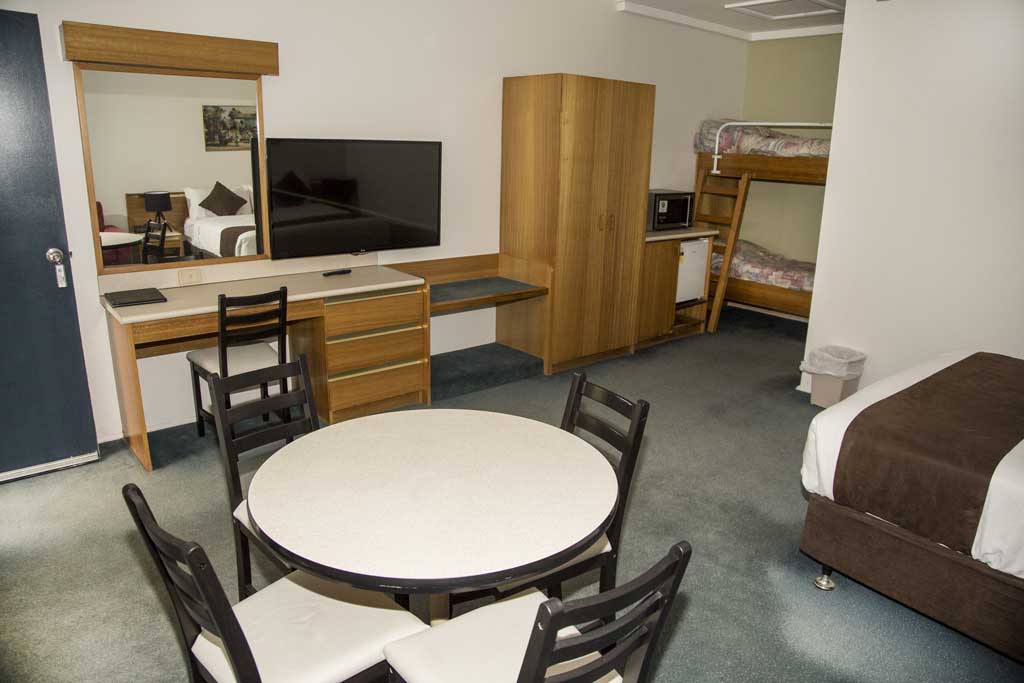 Bay Hotel Motel in Bonnells Bay - photo 8