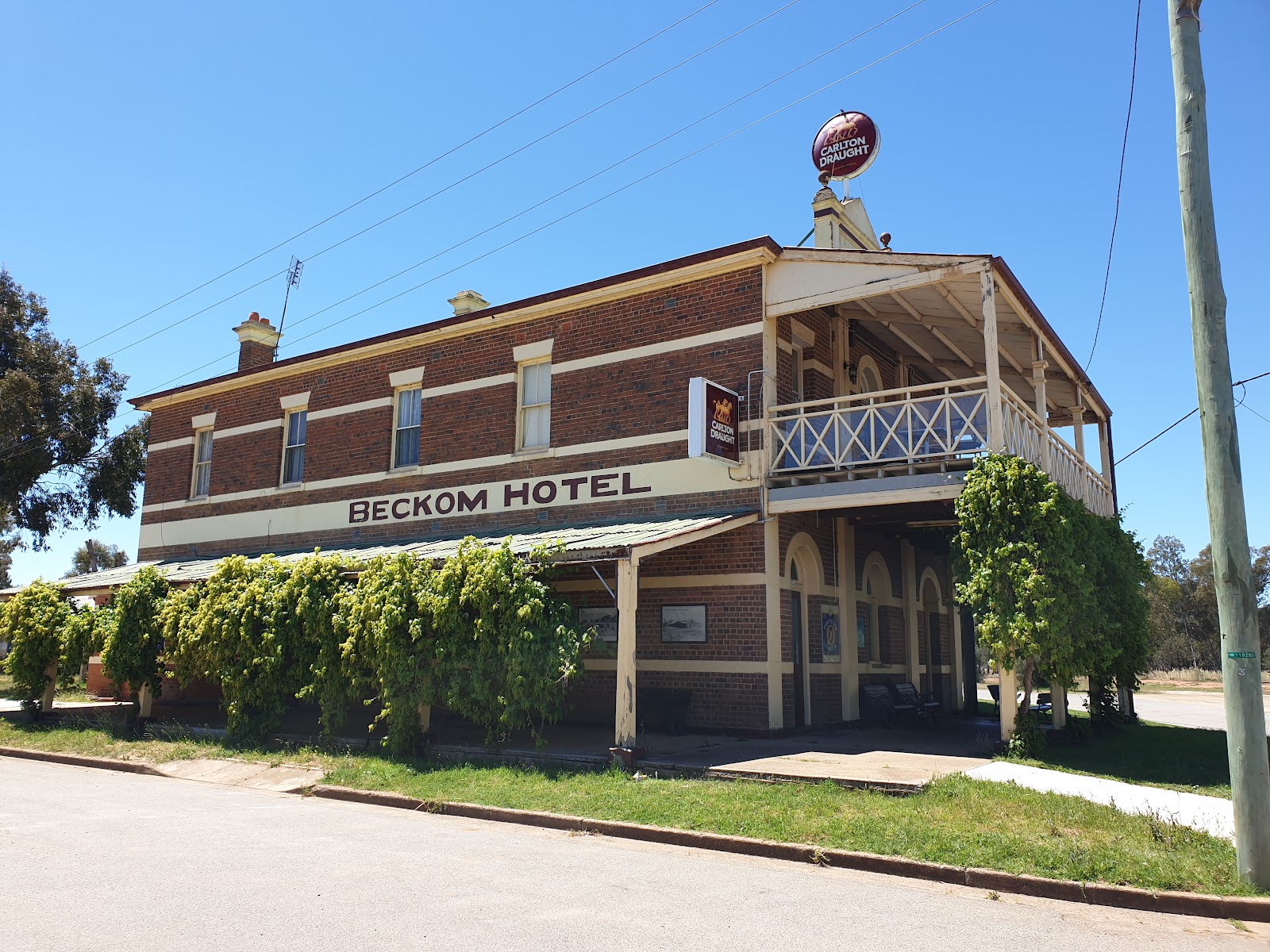 Beckom Hotel in Beckom - photo 1