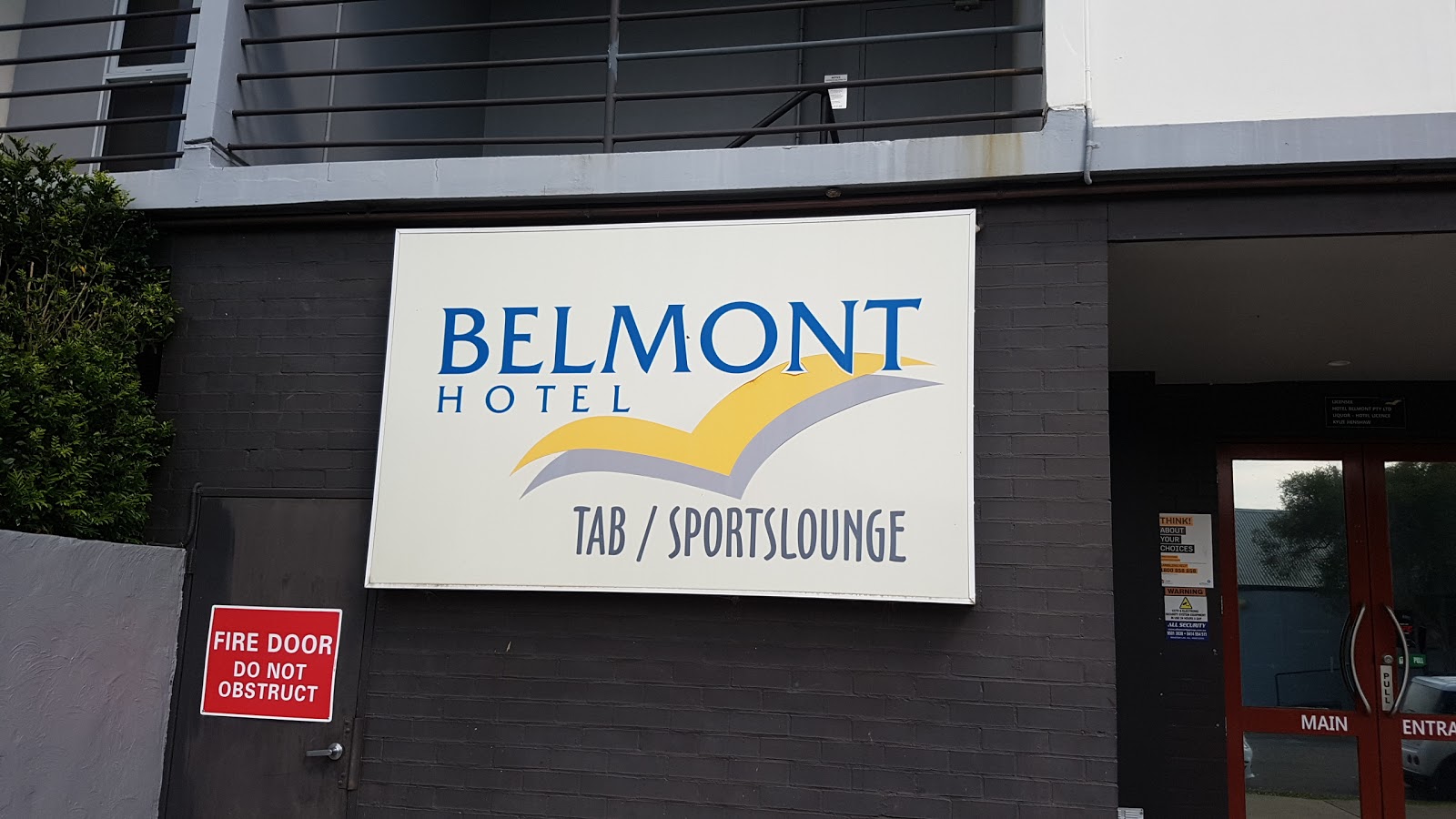 Belmont Hotel in Belmont - photo 2