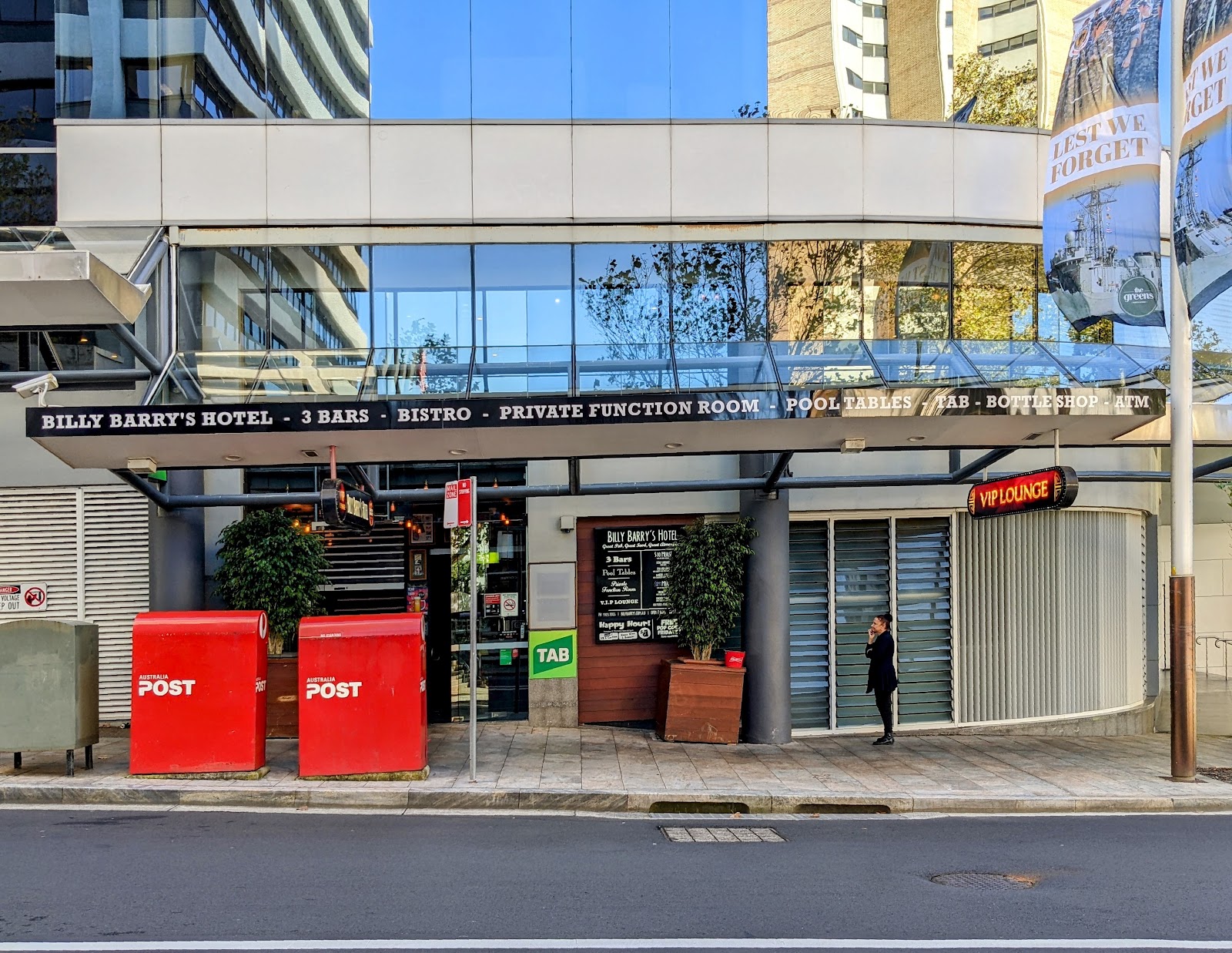 Billy Barry's Hotel in North Sydney - photo 1