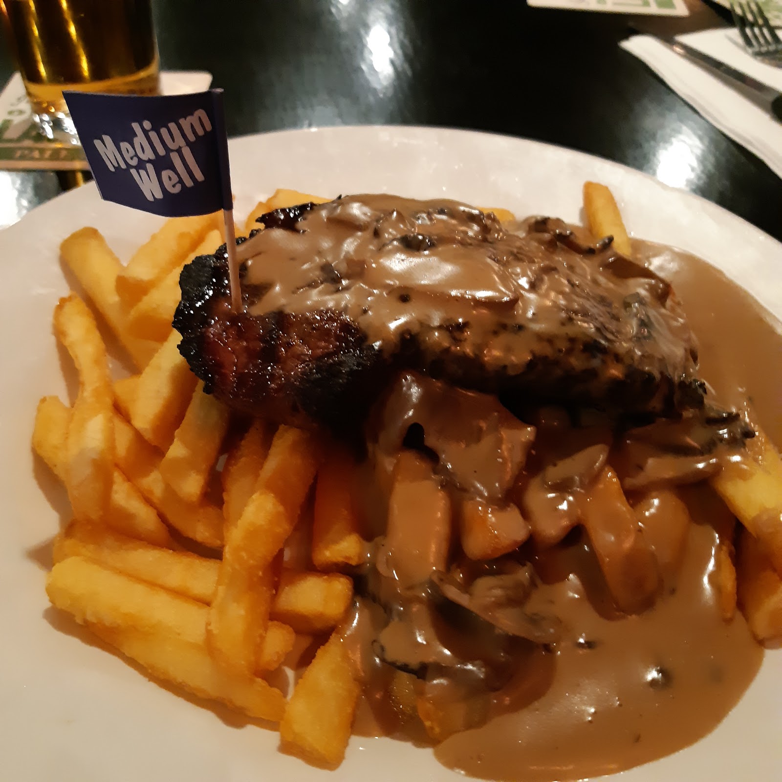 Billy Barry's Hotel in North Sydney - photo 6