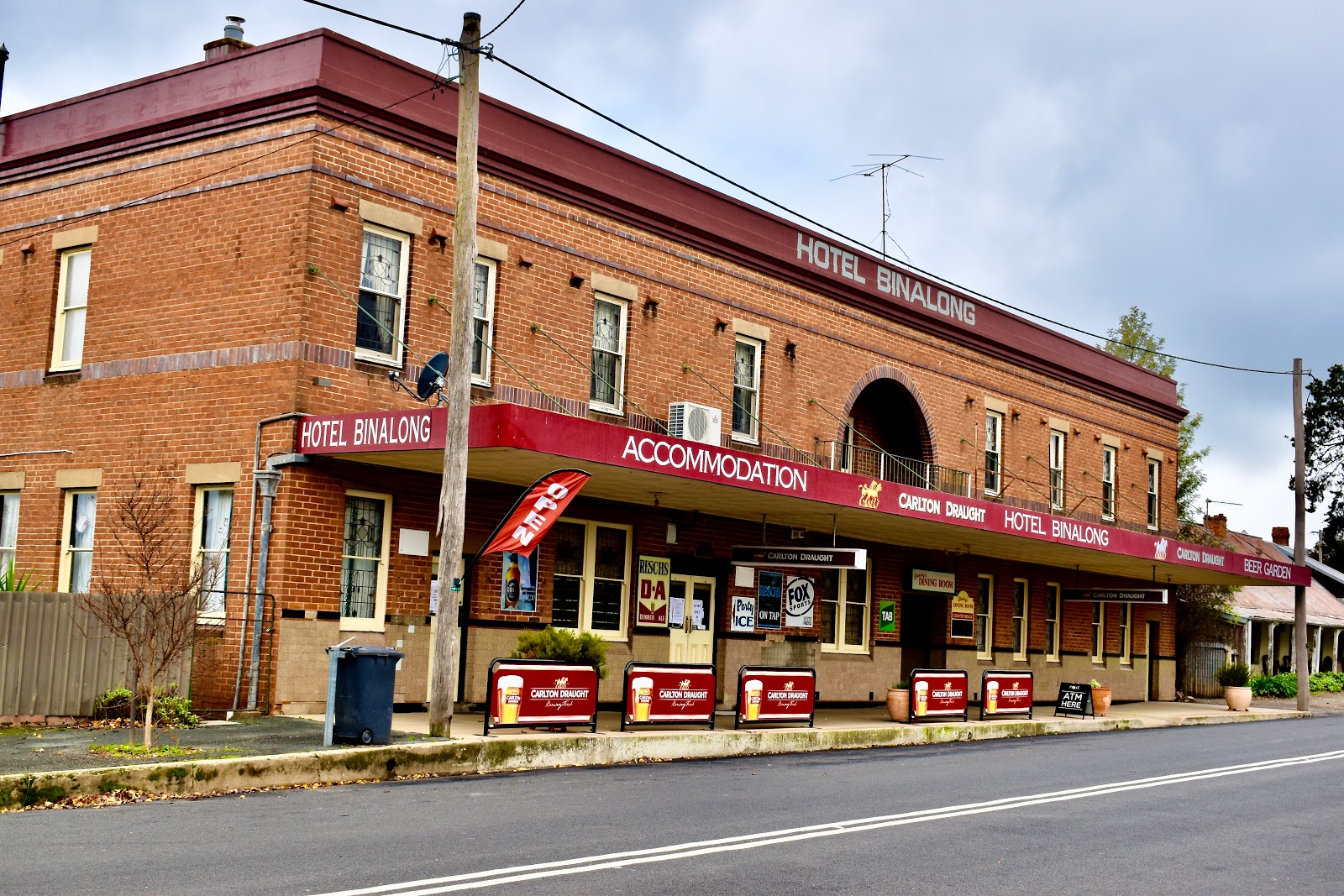Binalong Hotel in Binalong - photo 1