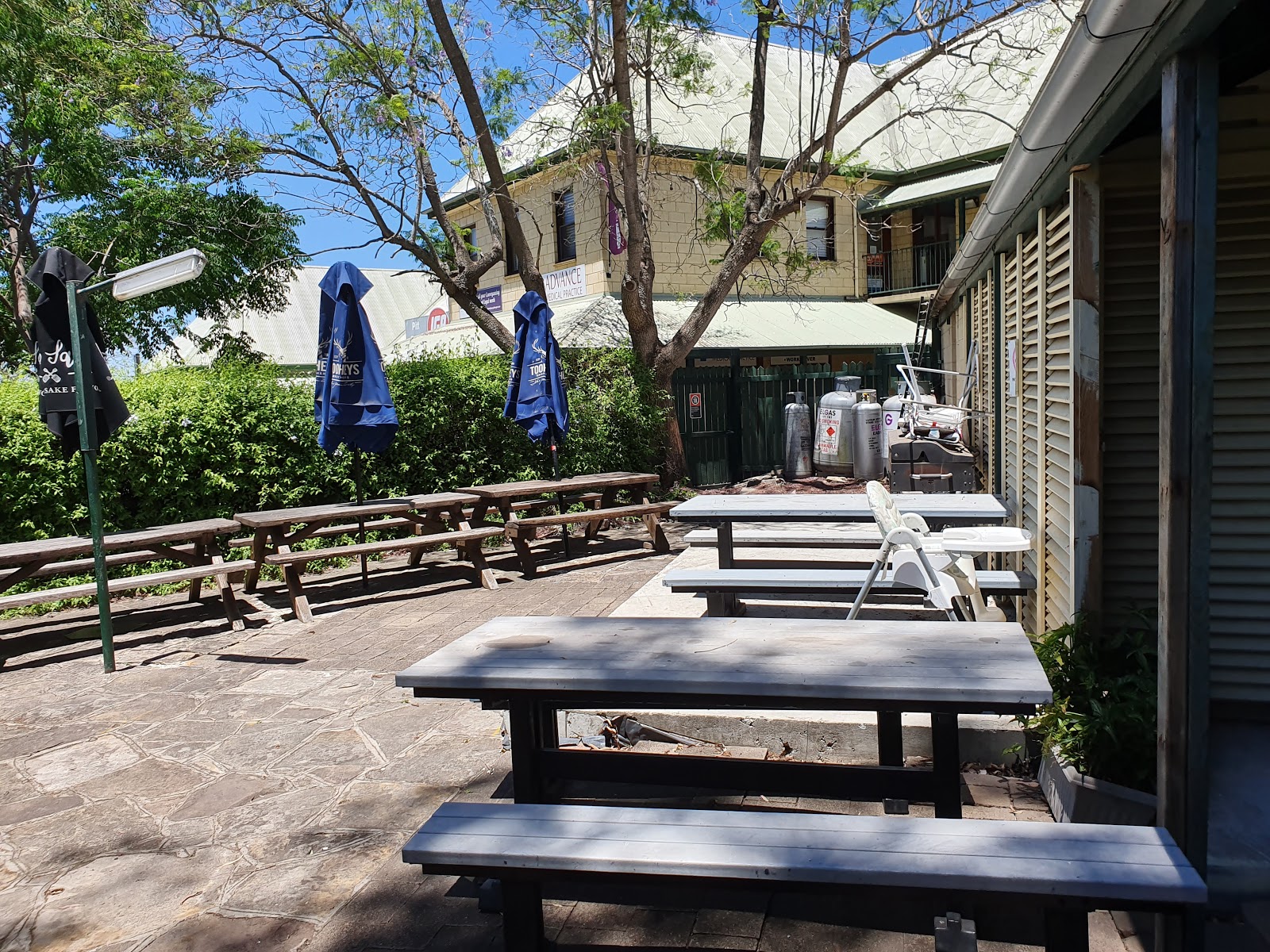 Bird In Hand Inn in Pitt Town - photo 2