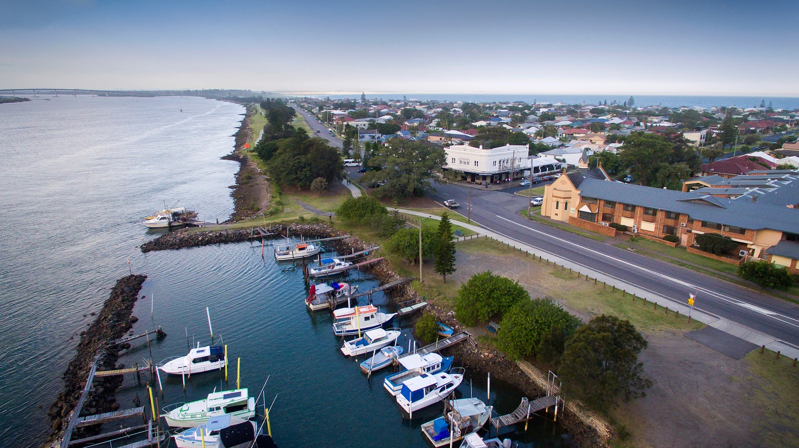 Boatrowers Hotel in Stockton - photo 3