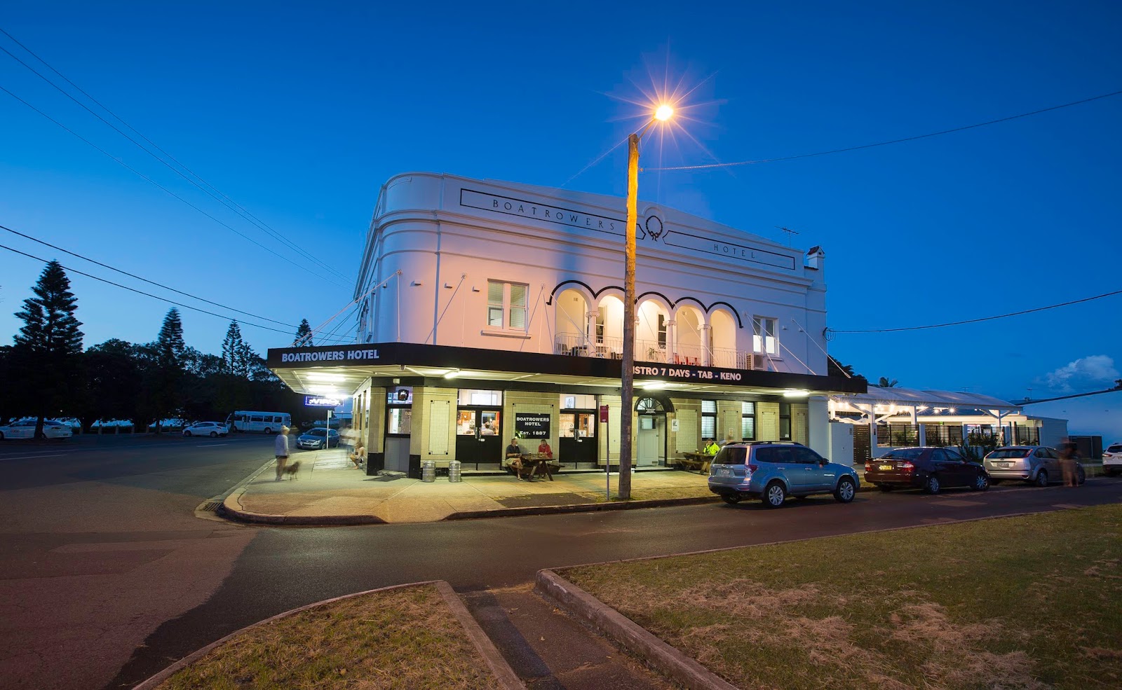 Boatrowers Hotel in Stockton - photo 1
