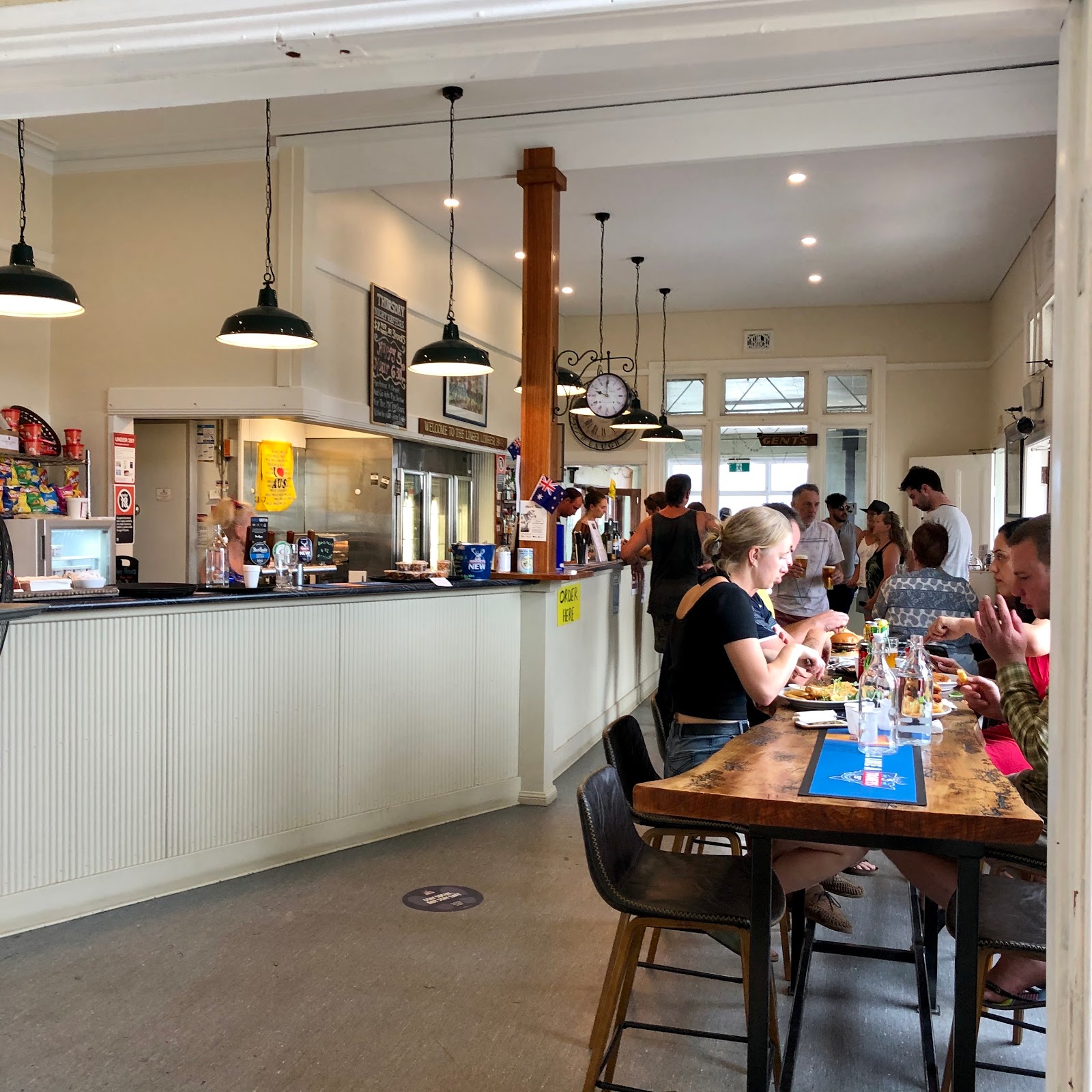 Bodalla Arms Hotel in Bodalla - photo 2