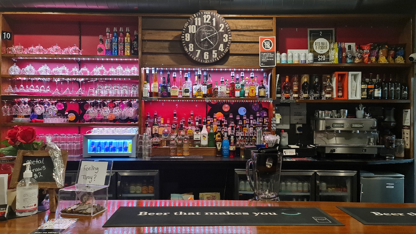 Bottle Rocket Bar & Cafe in Nowra - photo 2