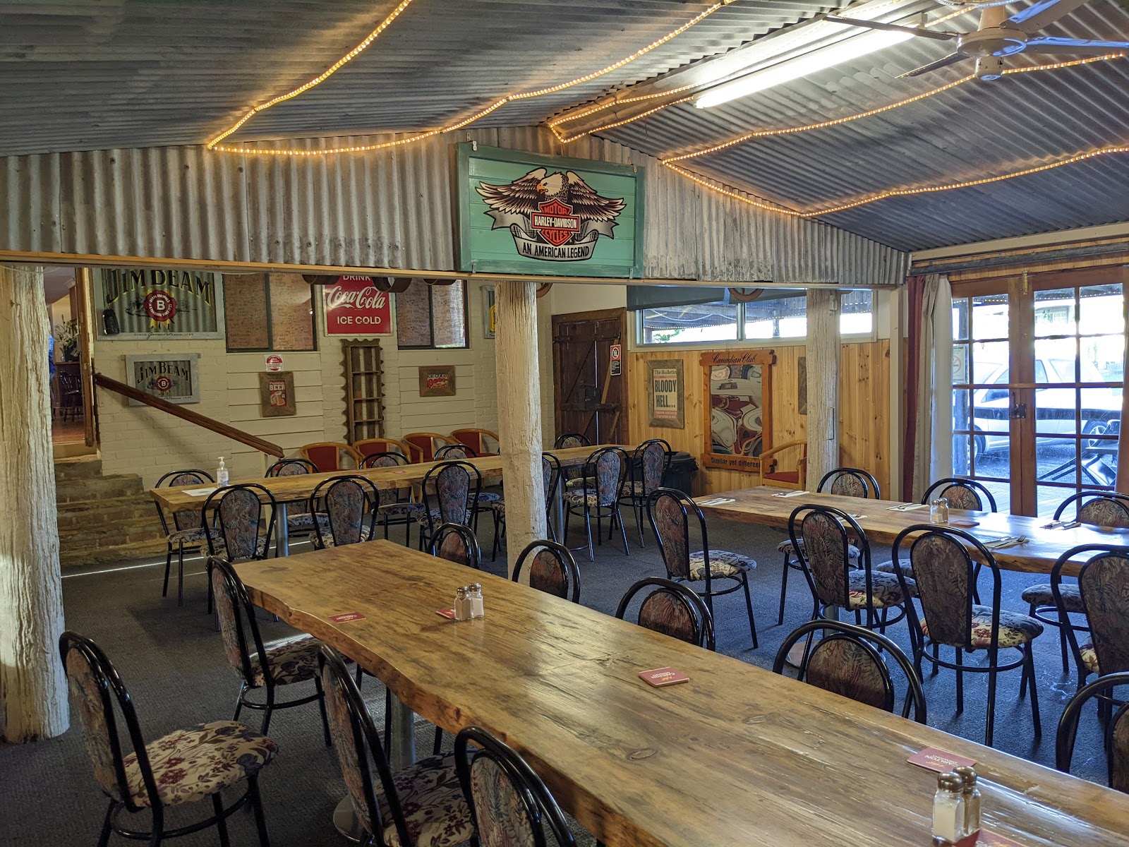 Bowning Hotel in Bowning - photo 3