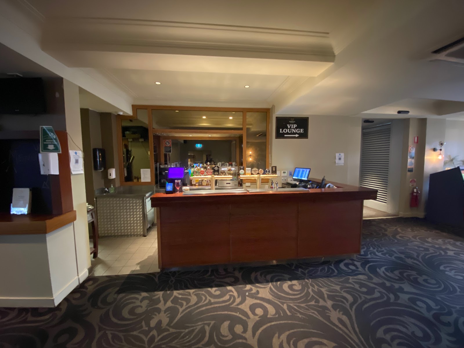 Bowral Hotel in Bowral - photo 4