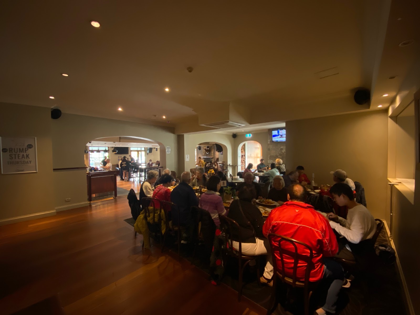 Bowral Hotel in Bowral - photo 8