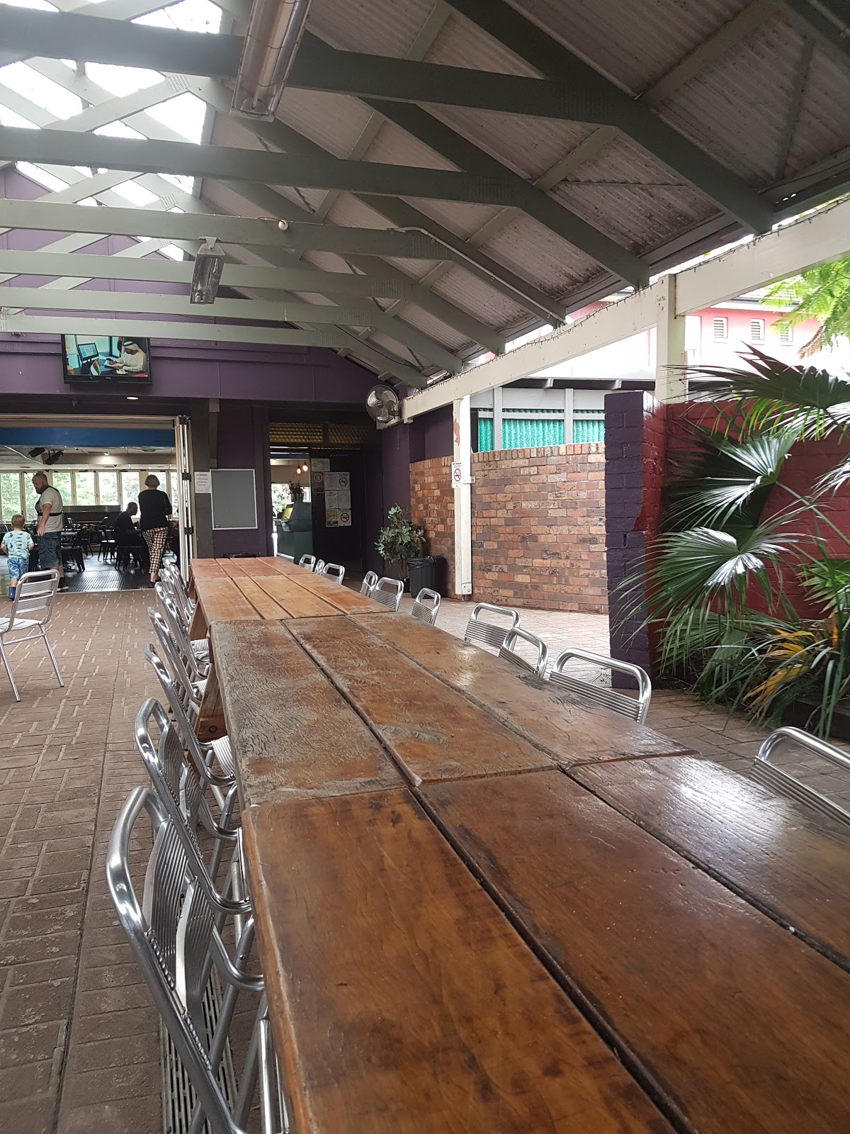Bridge Tavern in Nowra - photo 2