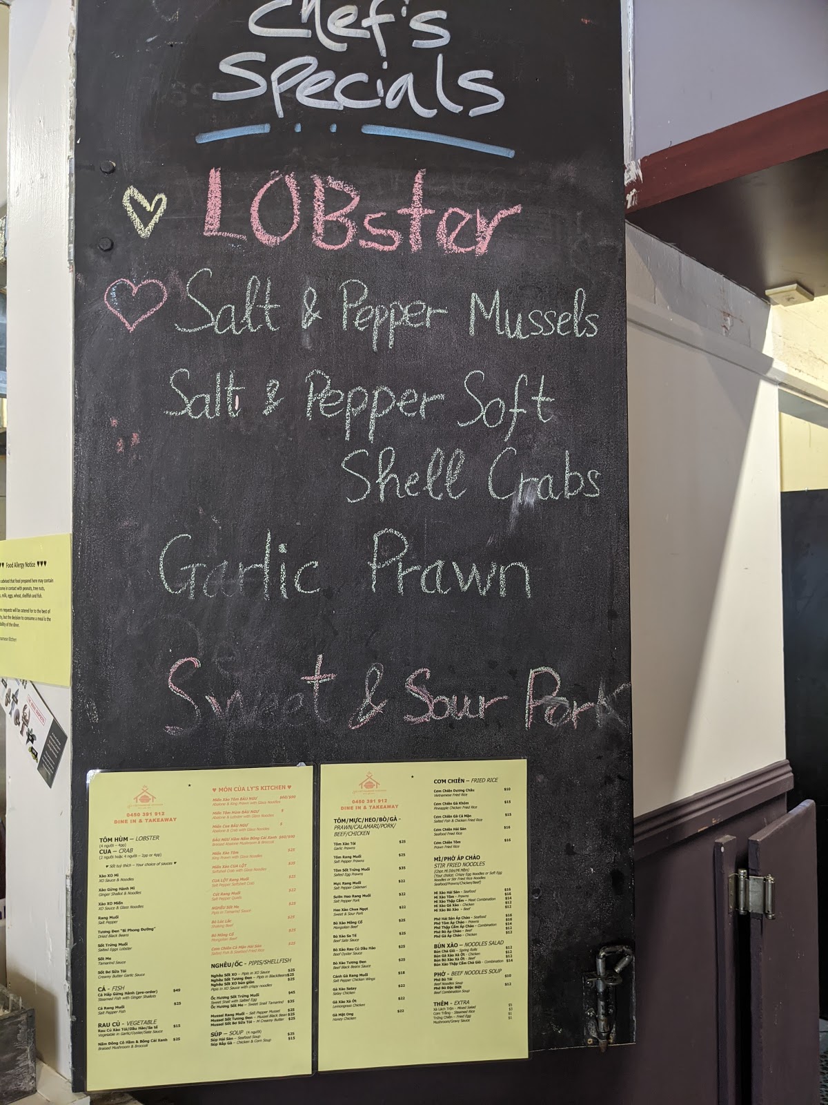 Brown Jug Inn Hotel in Fairfield Heights - photo 4