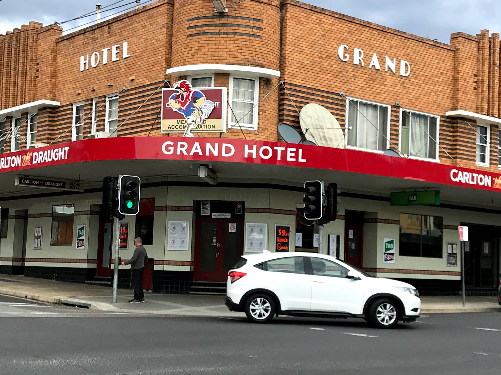 Browny's Bega Hotel in Bega - photo 9