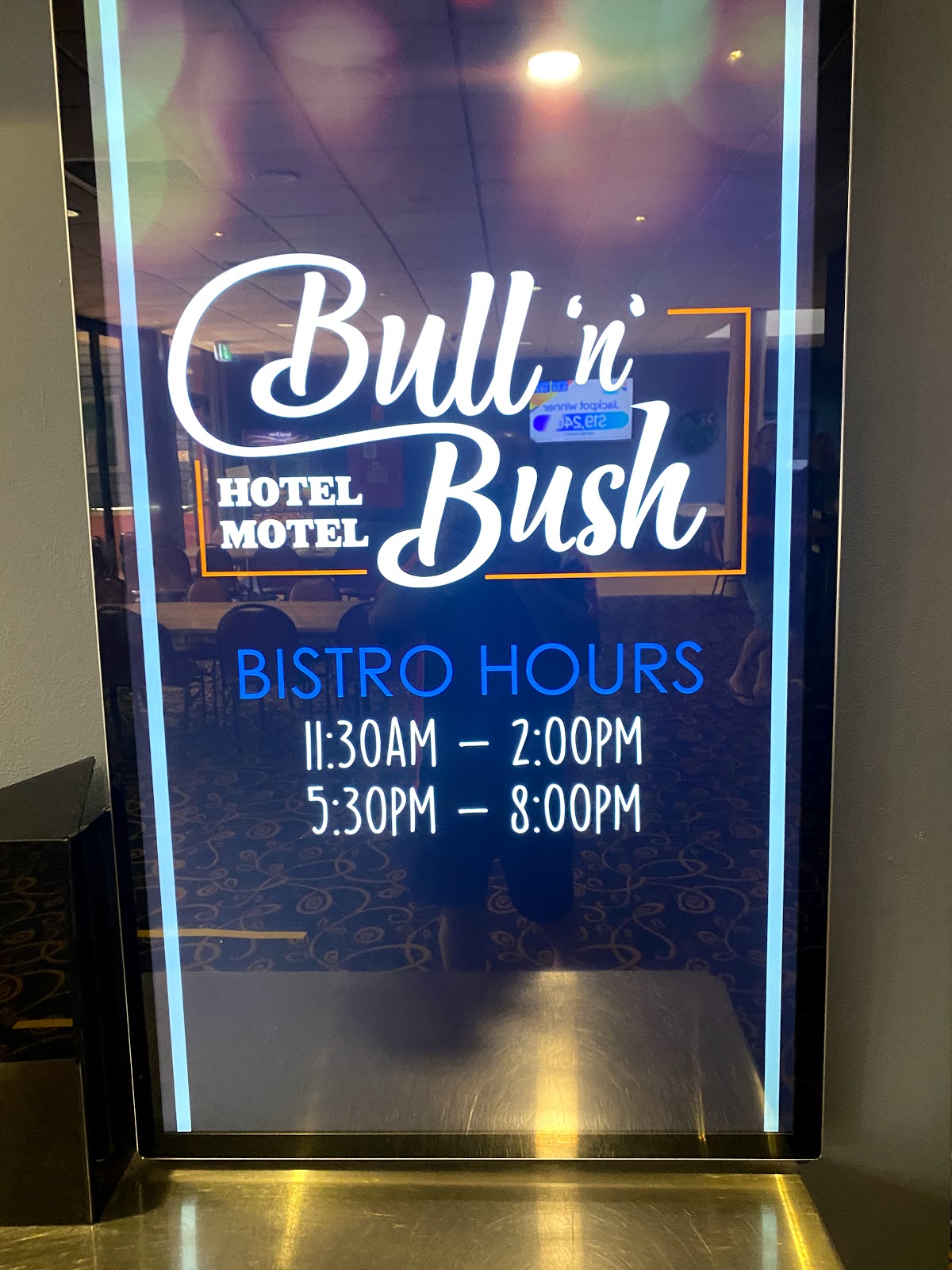 Bull And Bush Hotel Motel in Medowie - photo 4