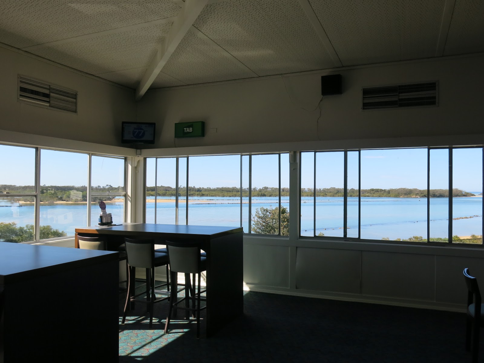 CEX - Urunga in Urunga - photo 1