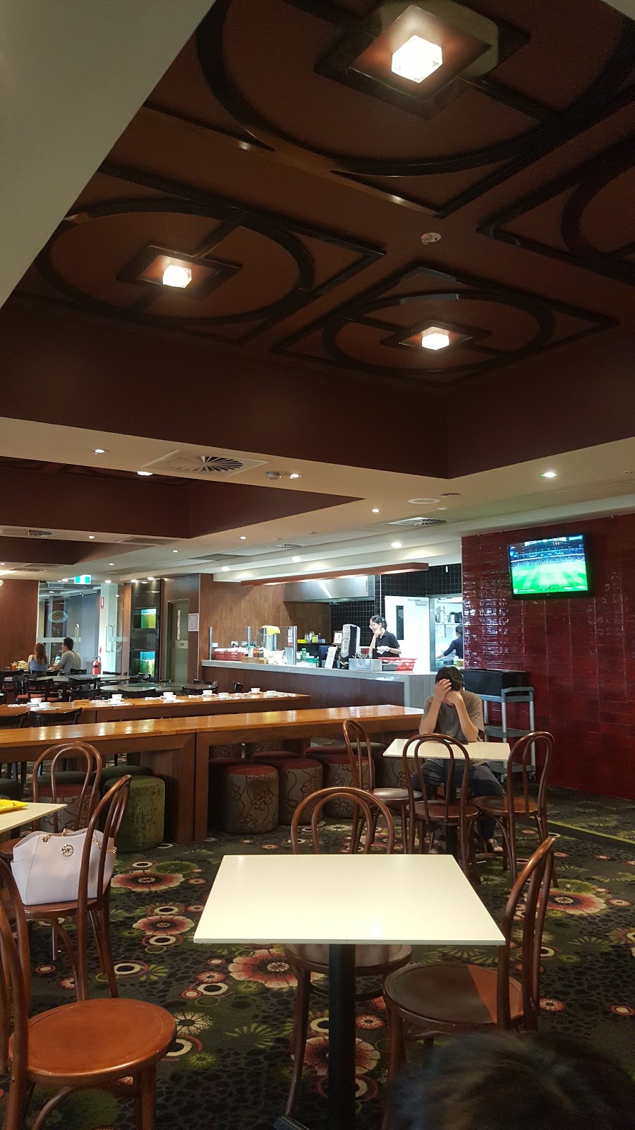 Cabramatta Bowling & Recreation Club Ltd in Cabramatta - photo 3