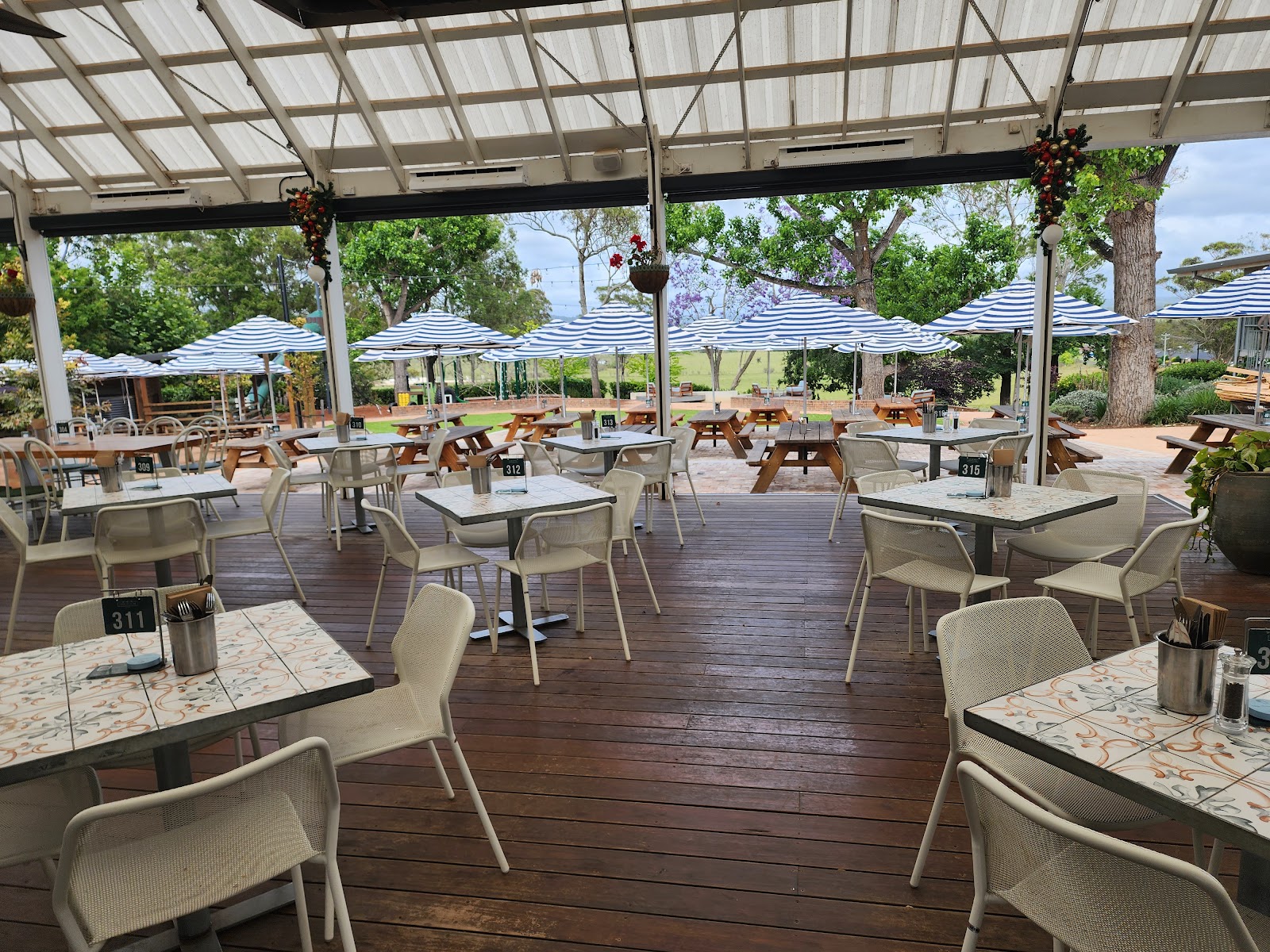 Camden Valley Inn in Camden South - photo 5