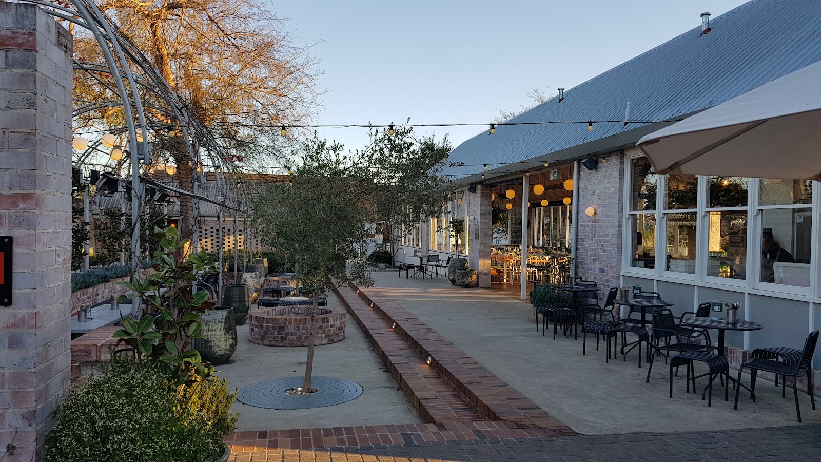 Camden Valley Inn in Camden South - photo 3