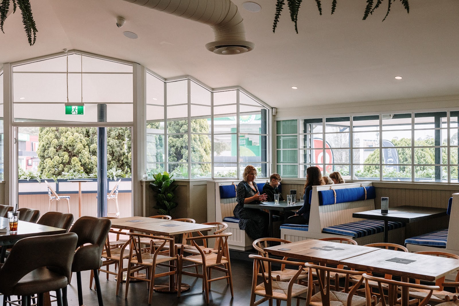 Camellia Hotel in Rosehill - photo 2