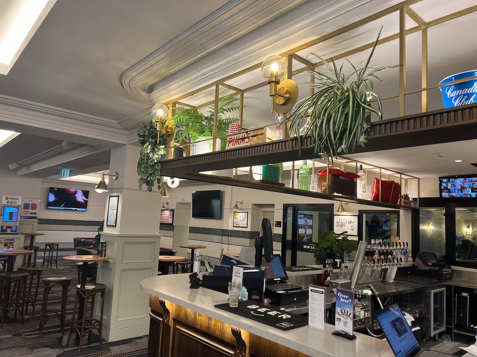 Canterbury Club Hotel in Canterbury - photo 2