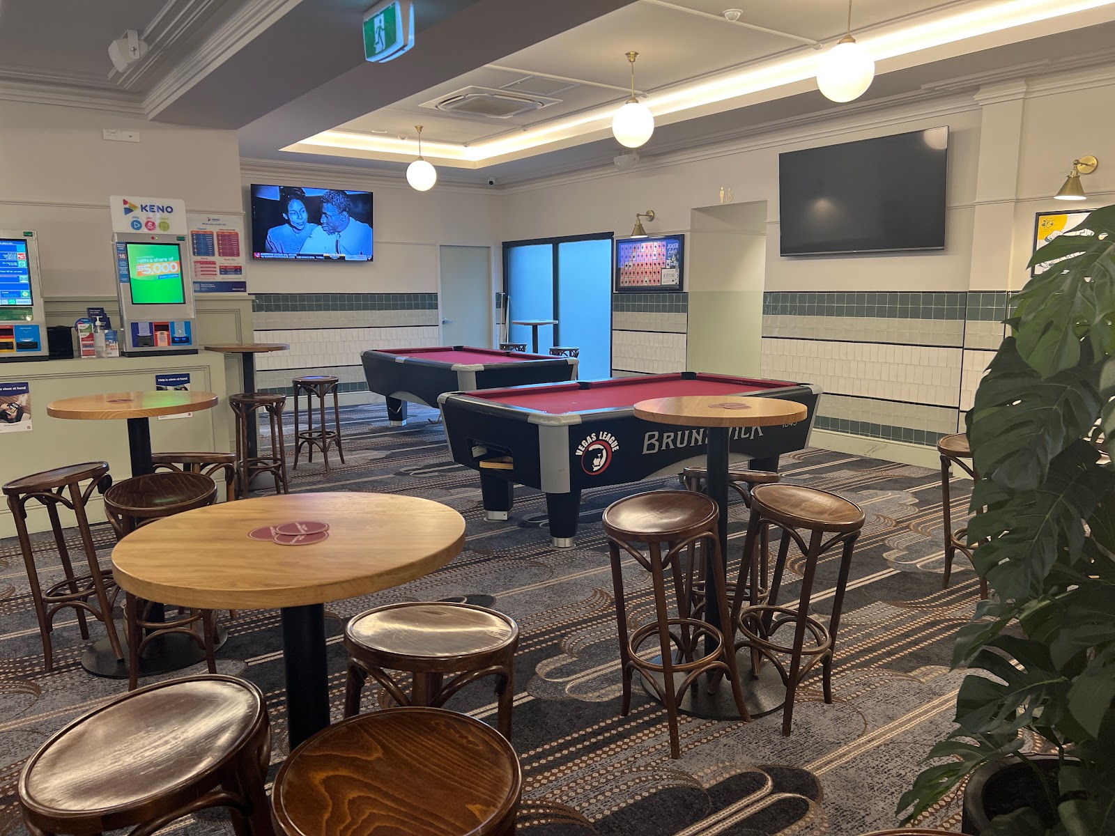 Canterbury Club Hotel in Canterbury - photo 5