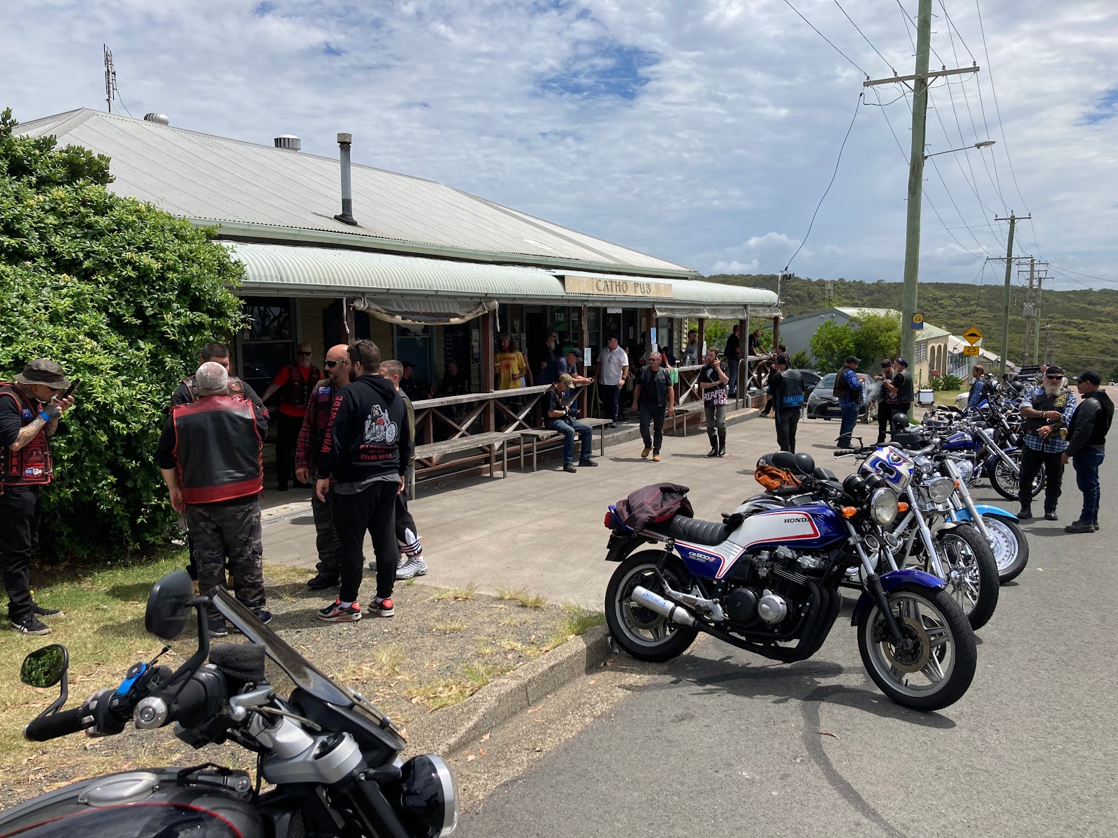 Catho Pub in Catherine Hill Bay - photo 3