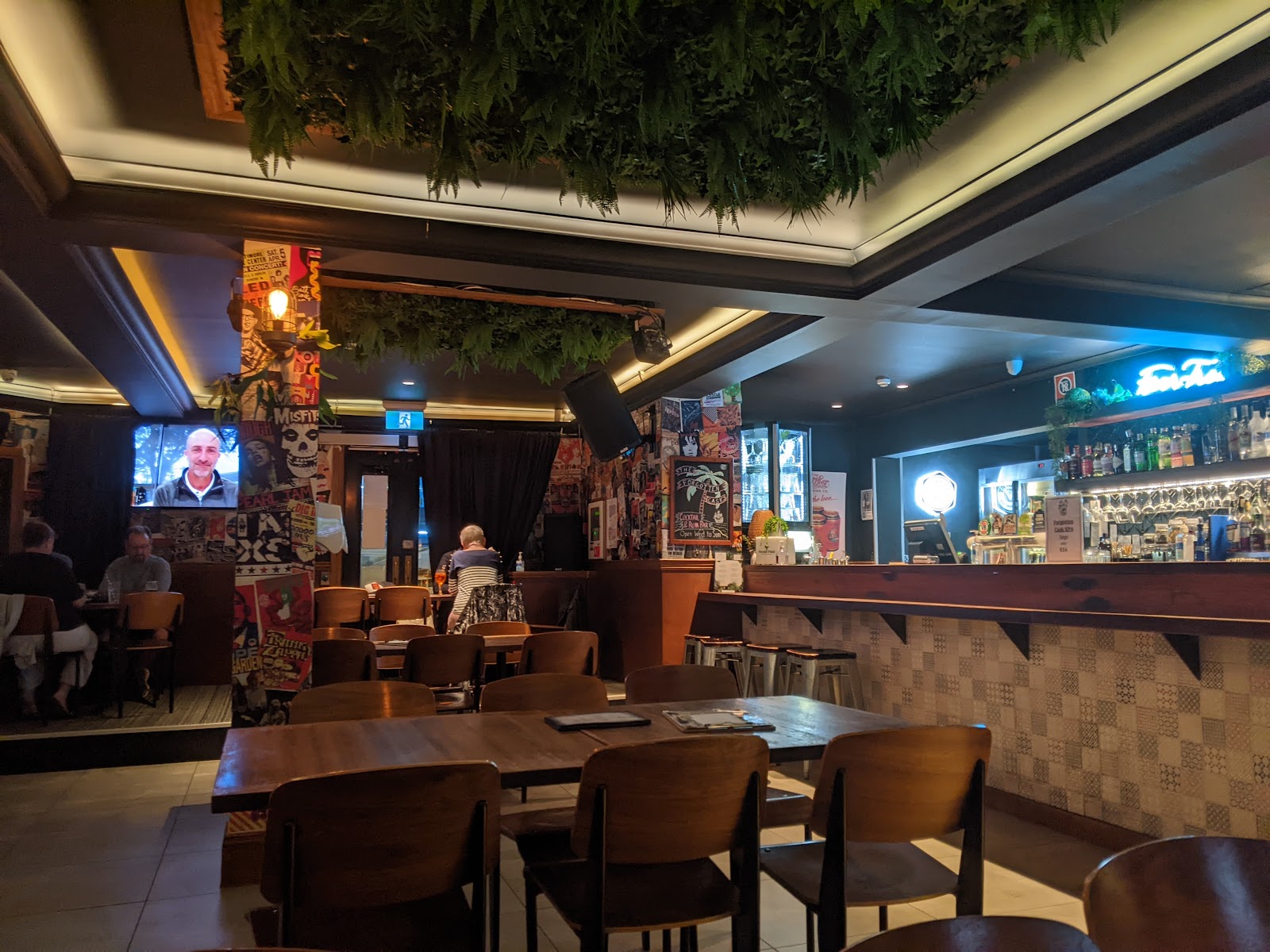 Cauliflower Hotel in Waterloo - photo 4