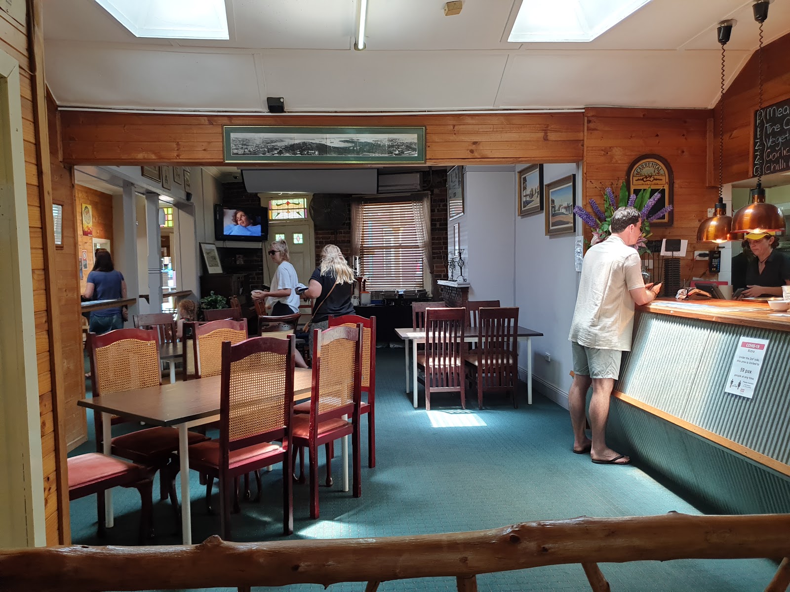 Centennial Hotel in Gulgong - photo 2