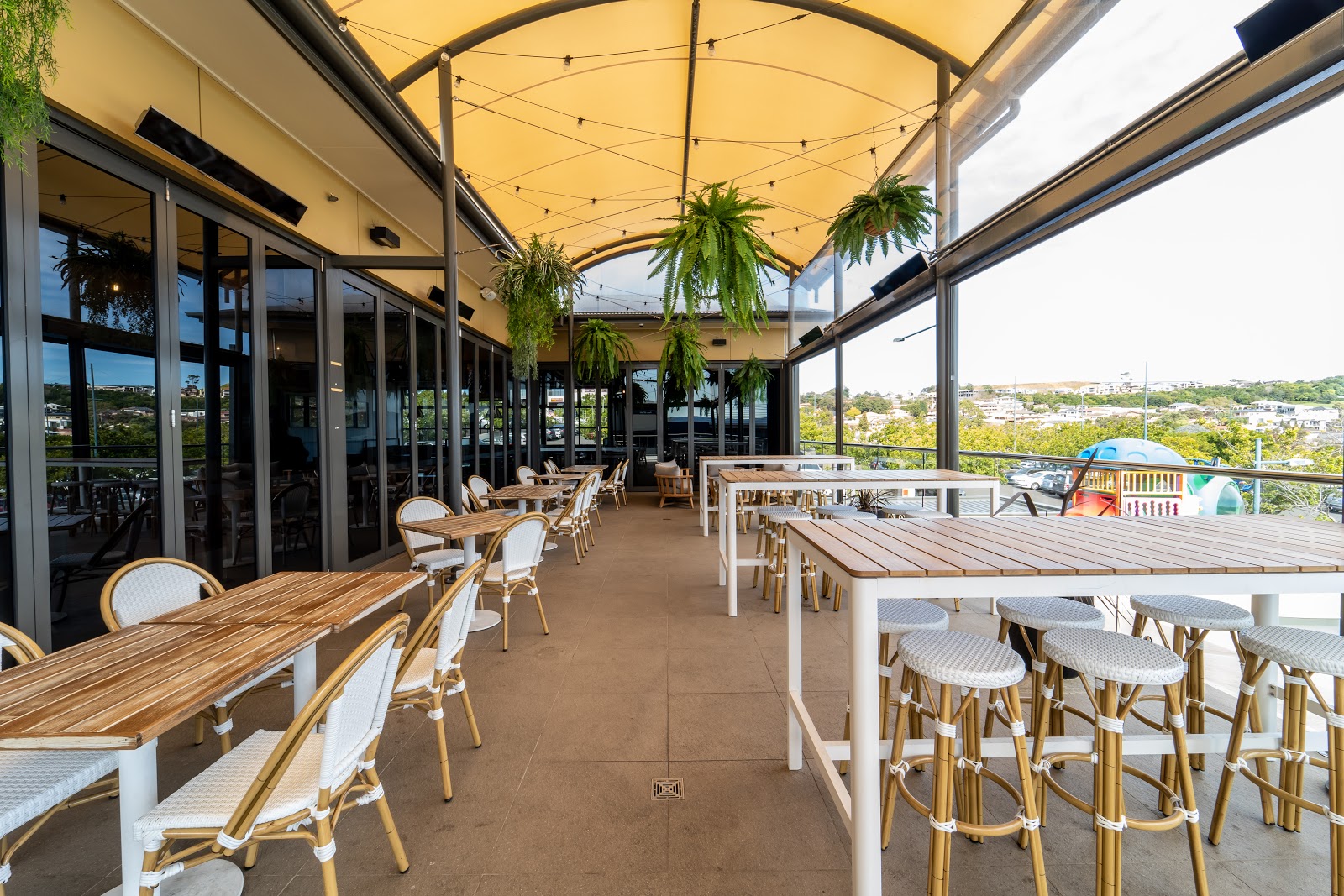 Central Hotel Shellharbour in Shellharbour City Centre - photo 2