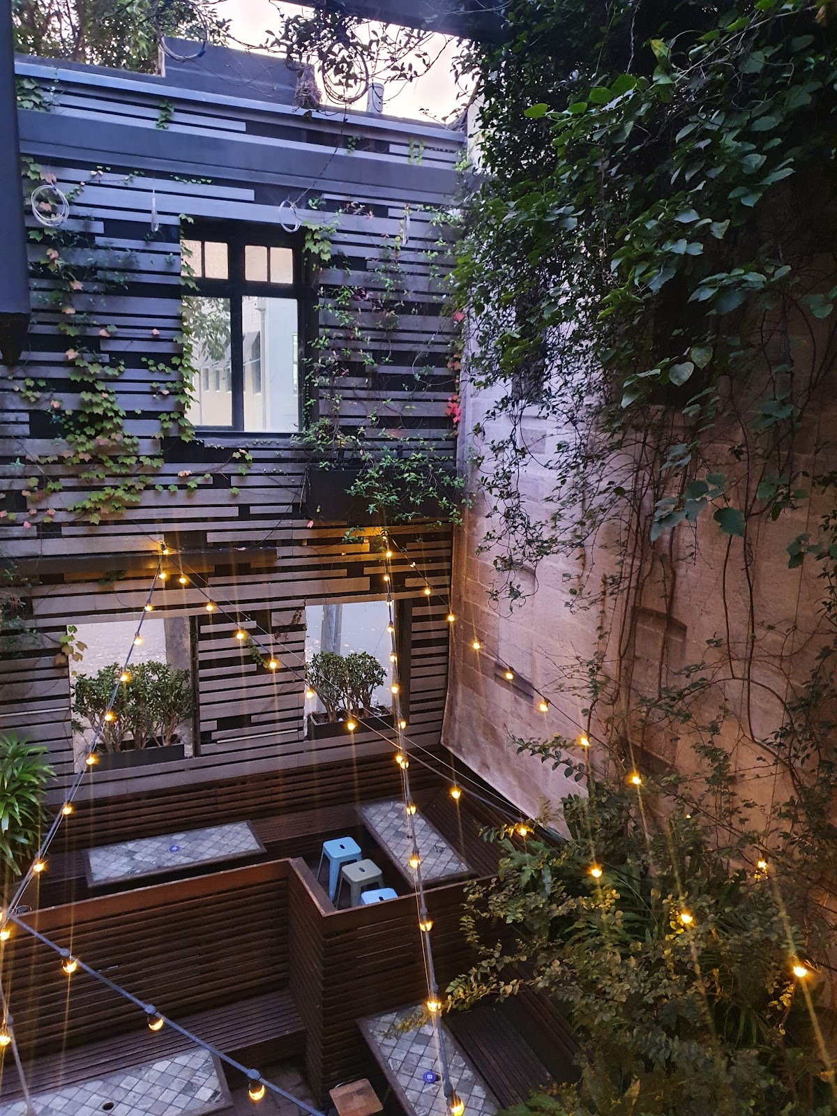 Clock Hotel in Surry Hills - photo 3