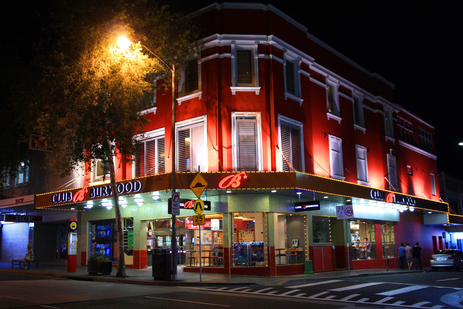 Club Burwood in Burwood - photo 1