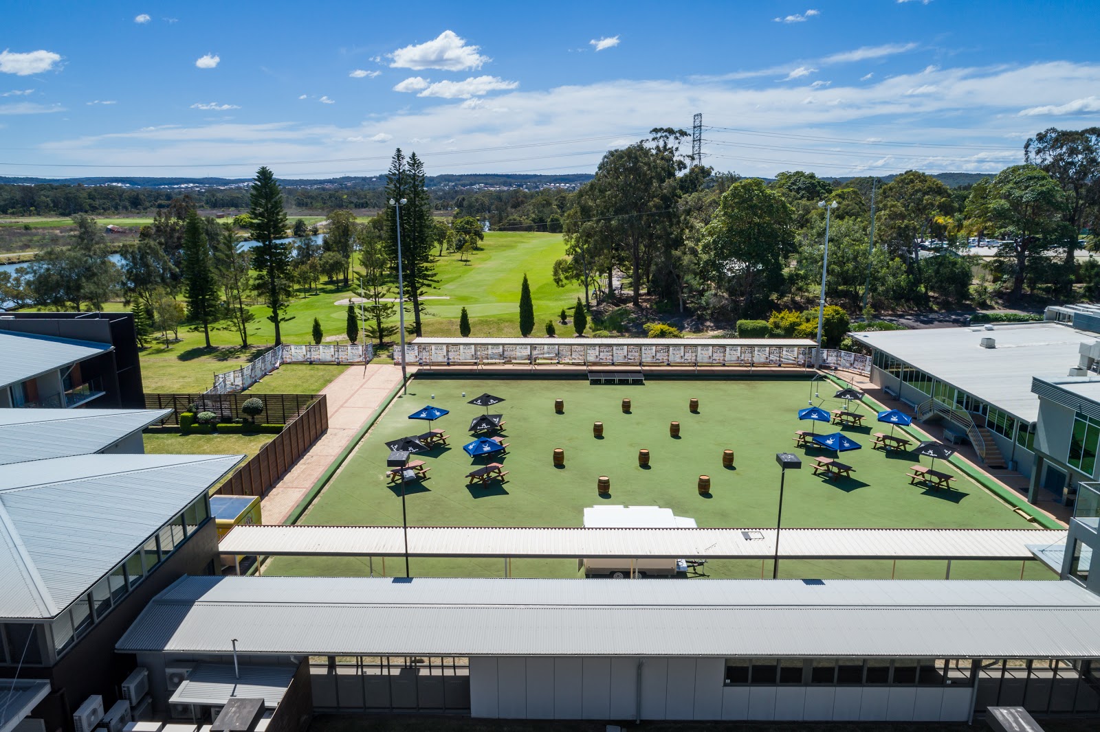 Club Macquarie Ltd in Argenton - photo 4