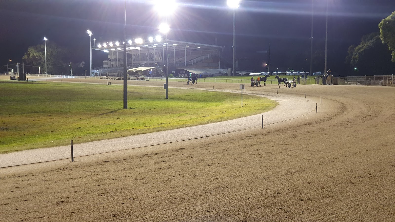 Club Paceway in Penrith - photo 6