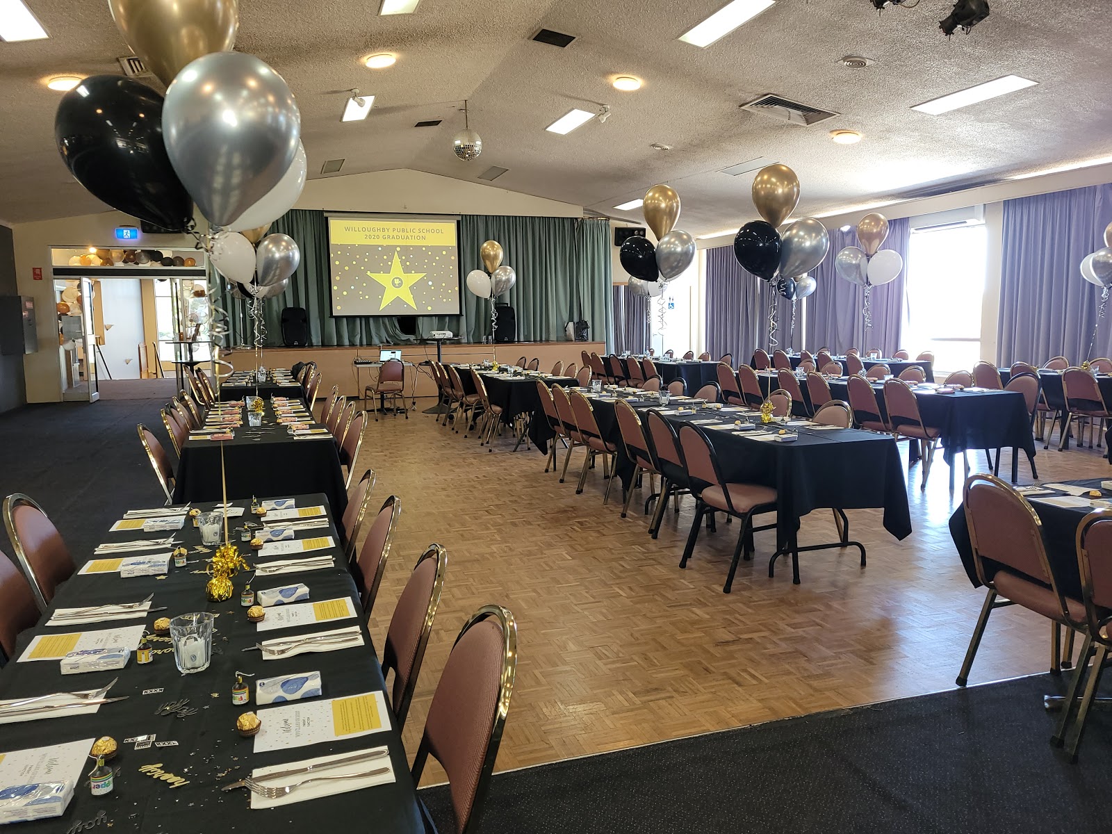 Club Willoughby in North Willoughby - photo 3