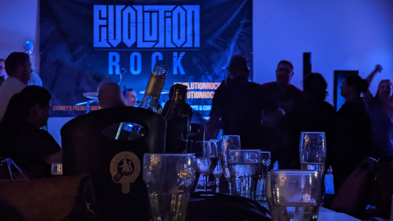 Club on East in Sutherland - photo 4