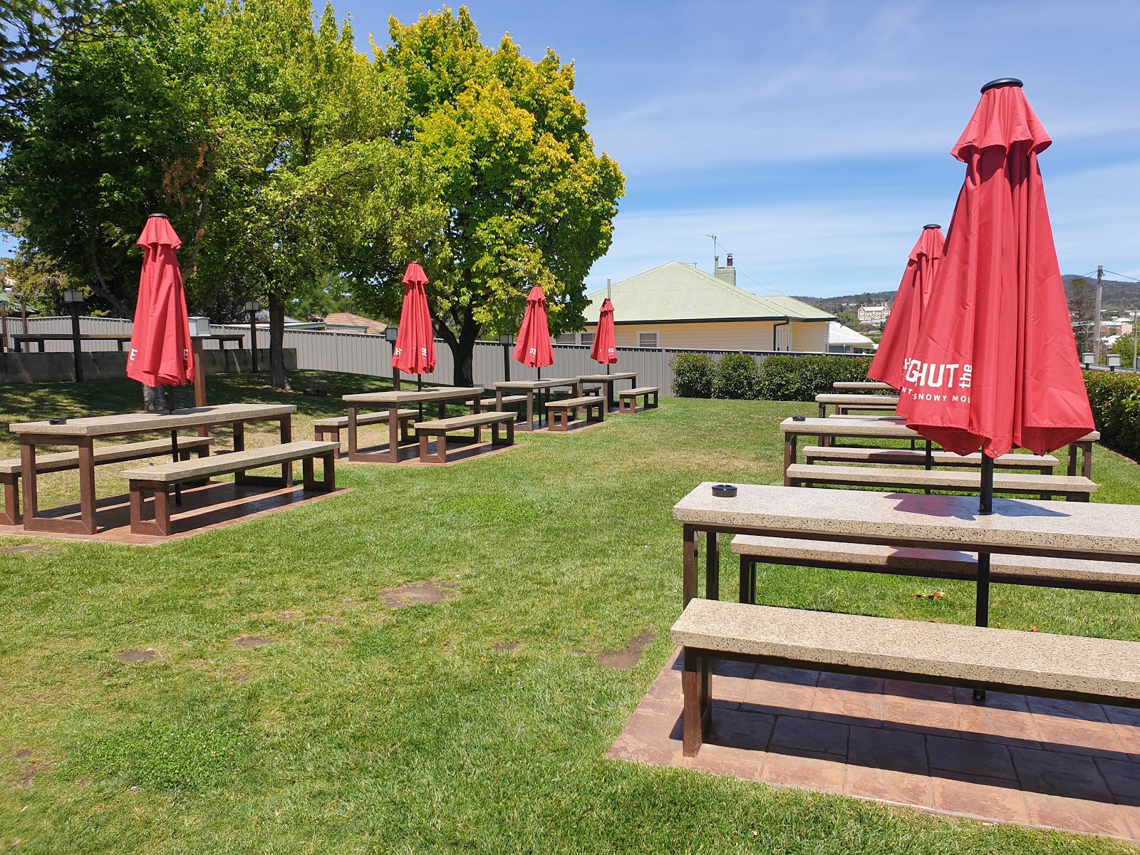 Coffeys Hotel in Cooma - photo 3