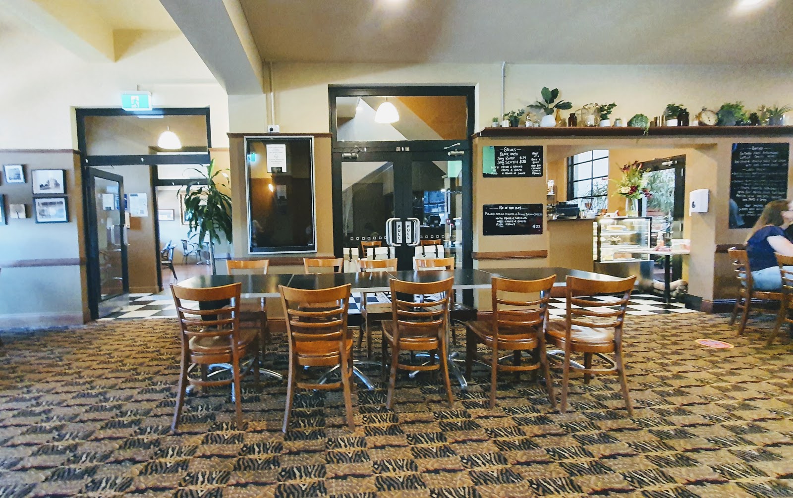 Colliery Inn Hotel in Wallsend - photo 1