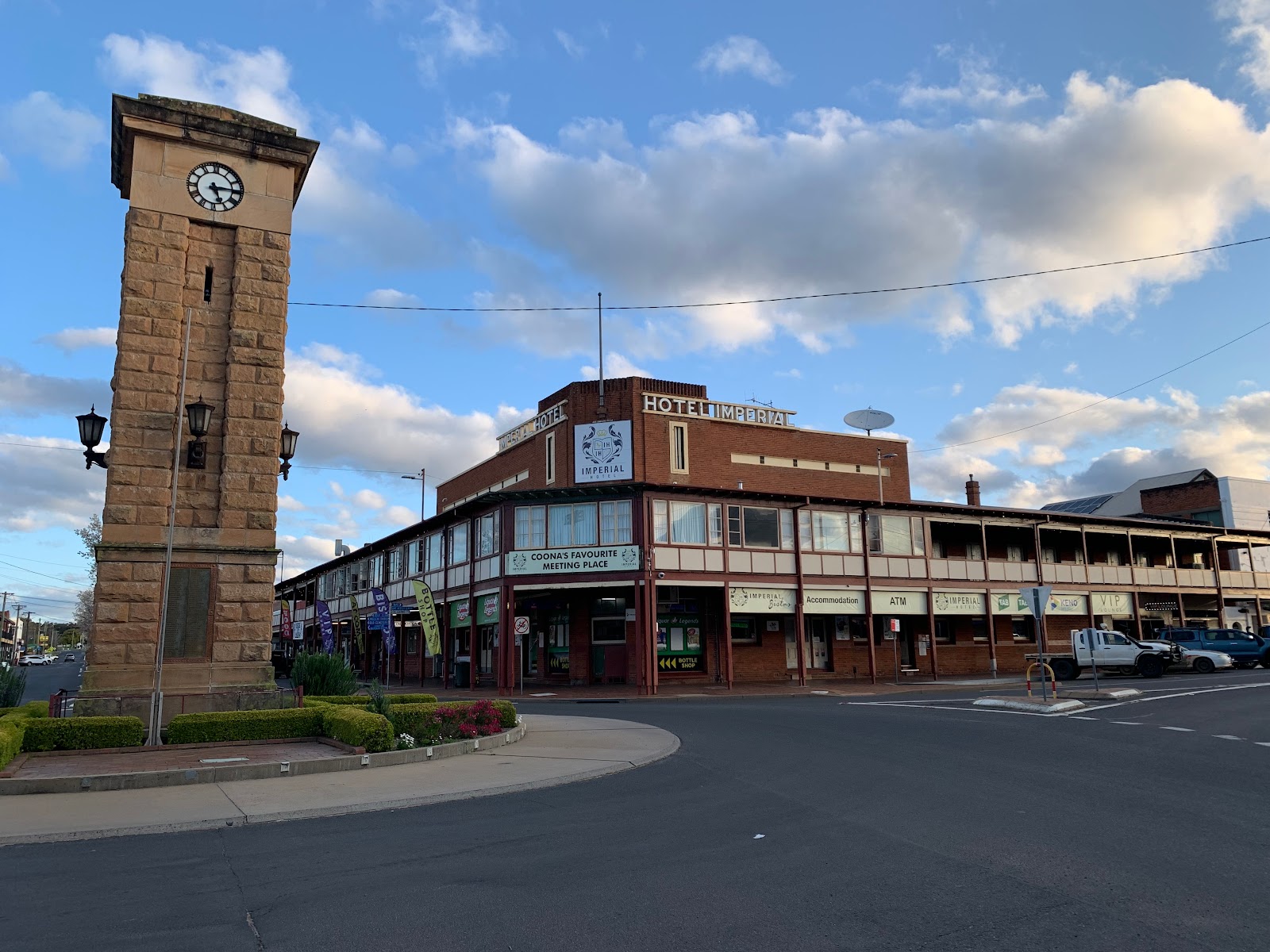 Coonabarabran Hotel in Coonabarabran - photo 3
