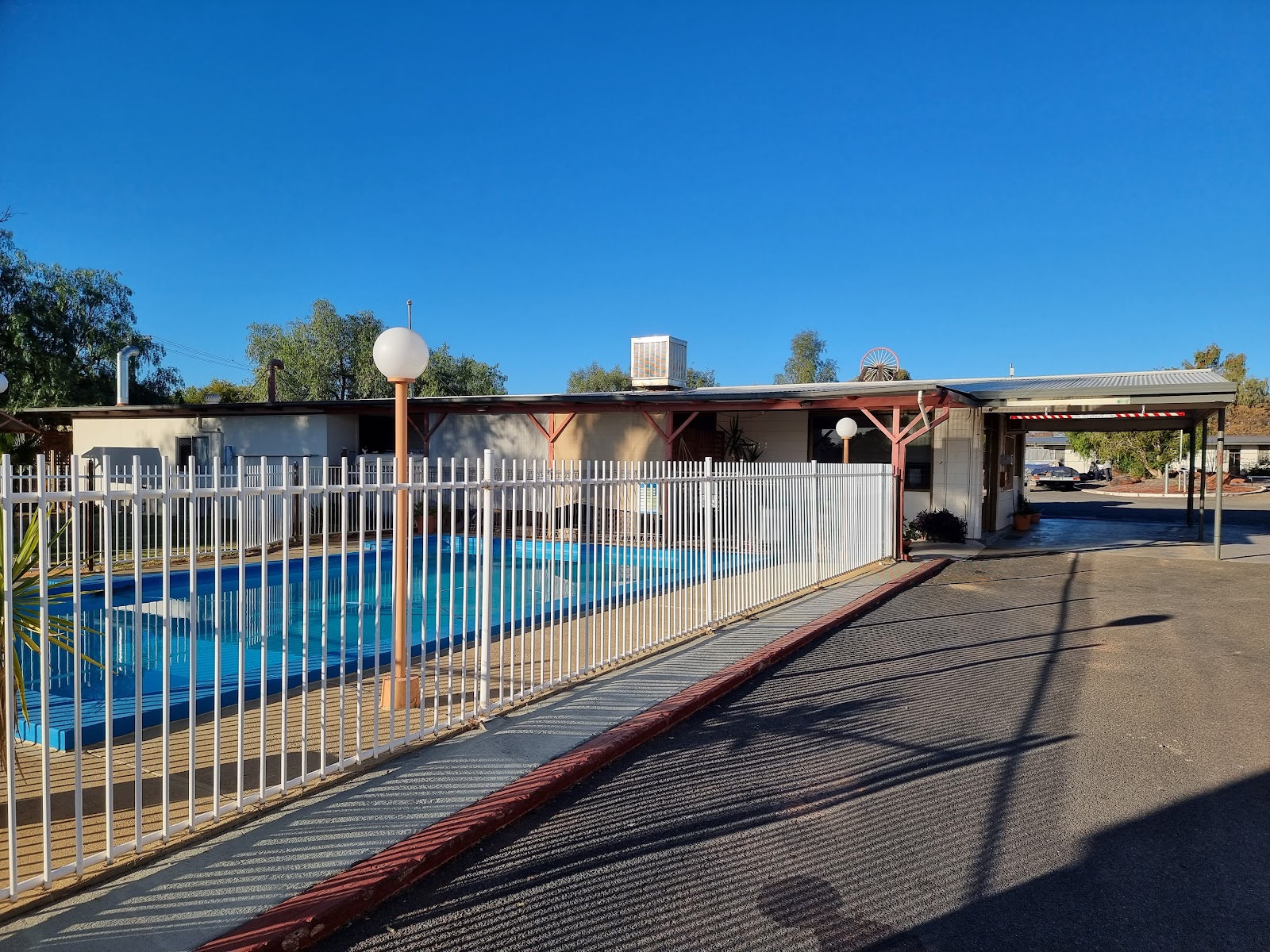 Copper City Hotel in Cobar - photo 3