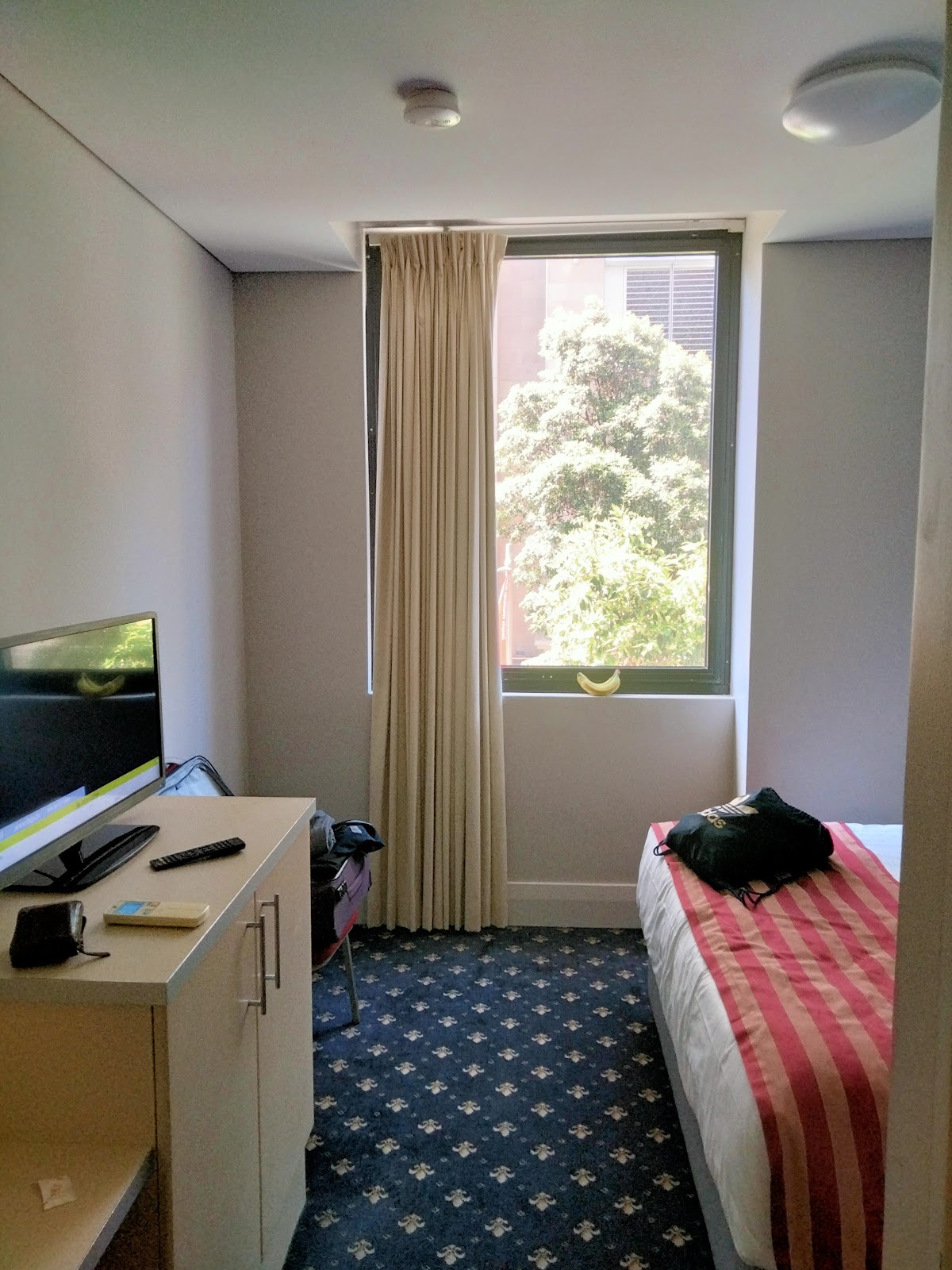Coronation Hotel PORTLAND in Portland - photo 2
