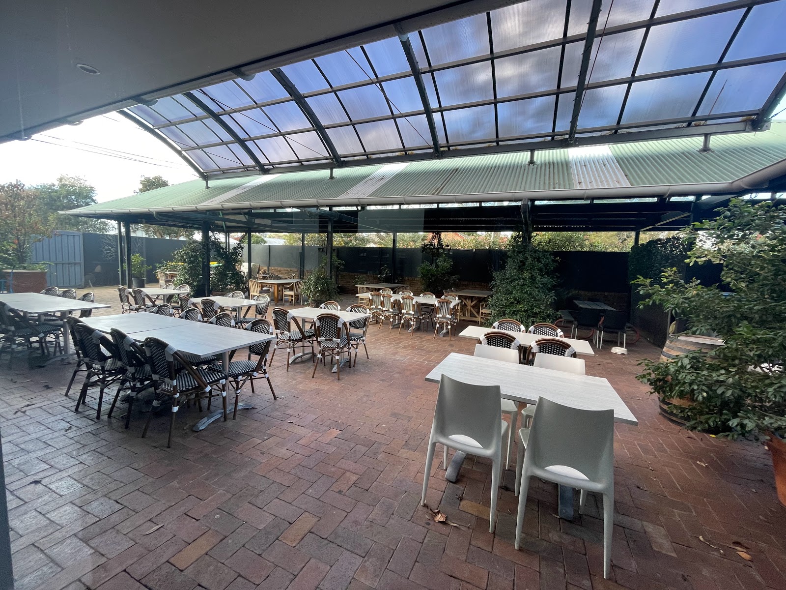Cricketers Arms Tavern in Cooks Hill - photo 5