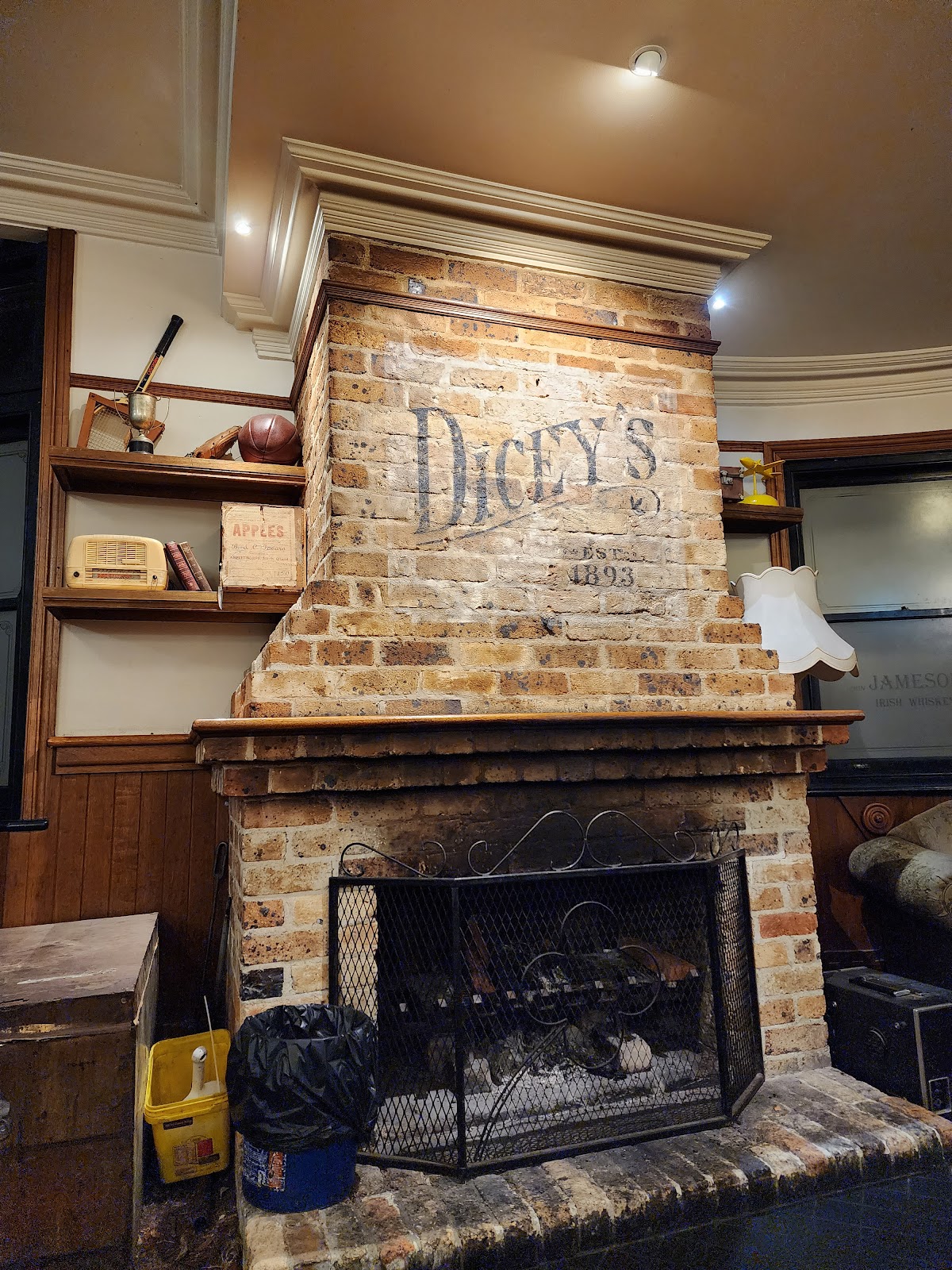 Dicey Riley's in Wollongong - photo 6